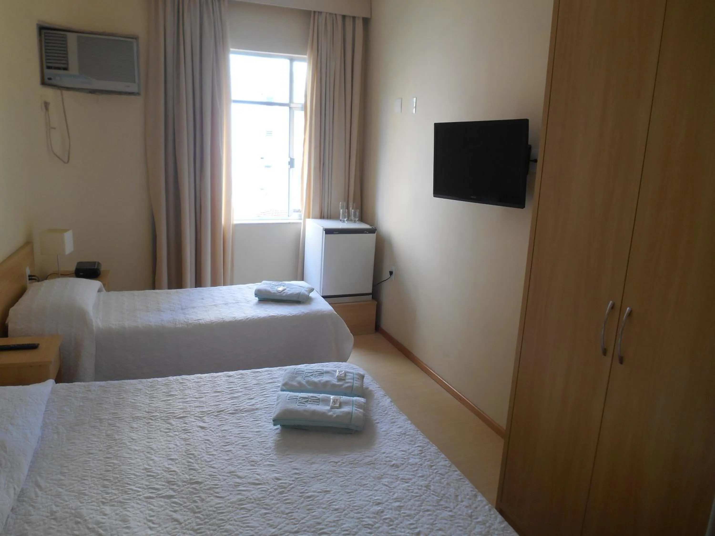 Day, Bed in Hotel Viña Del Mar