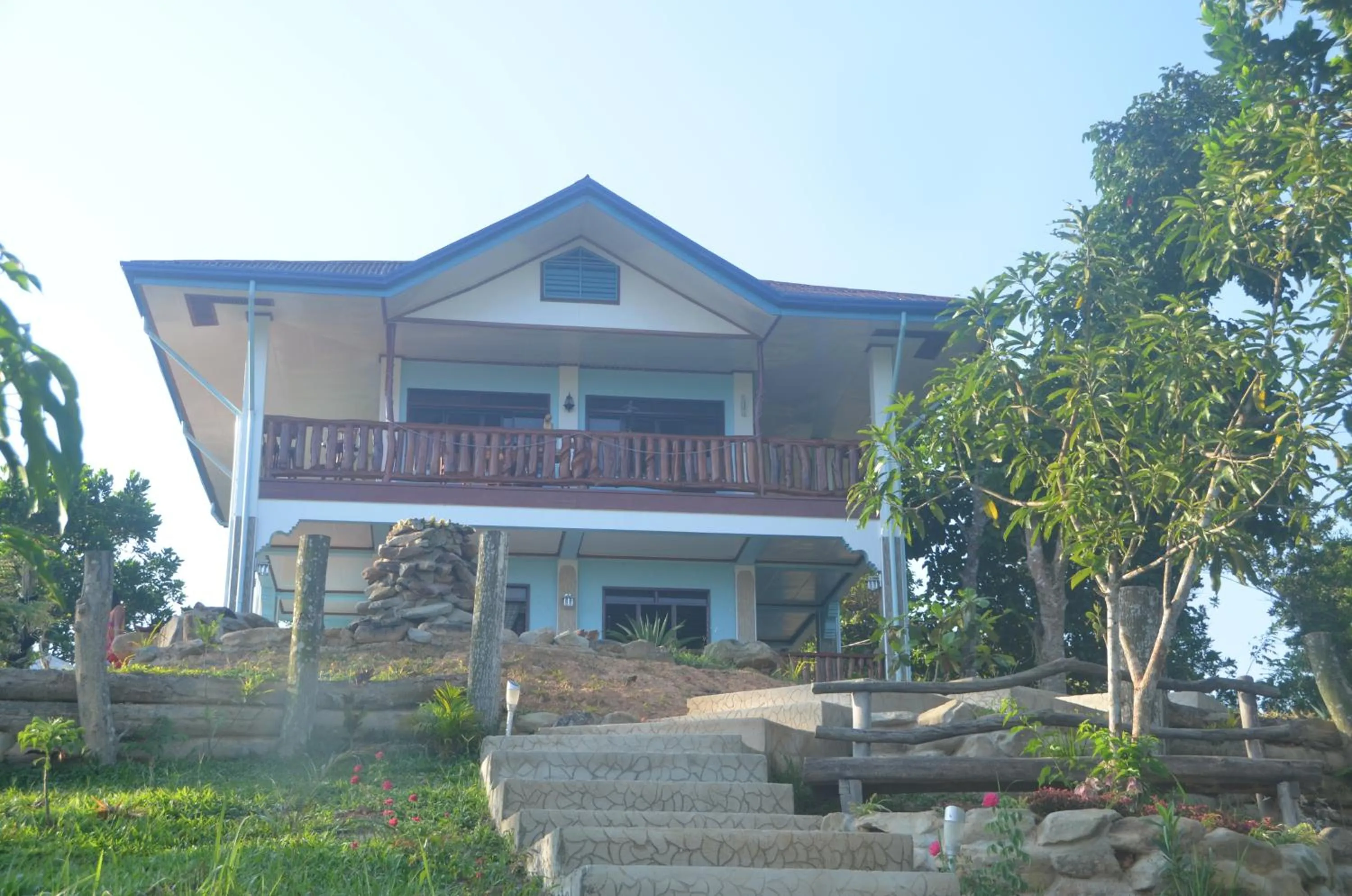 Property building in Santa Claus Hilltop