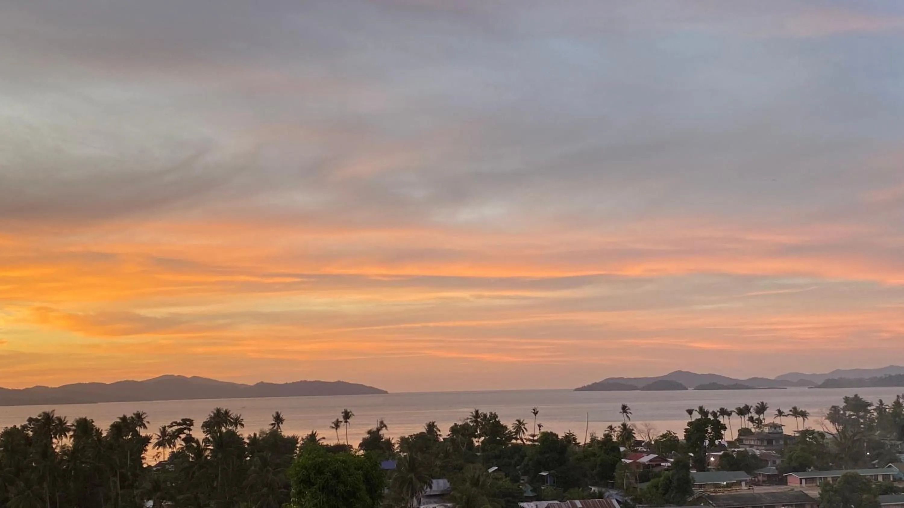 Sunset in Santa Claus Hilltop