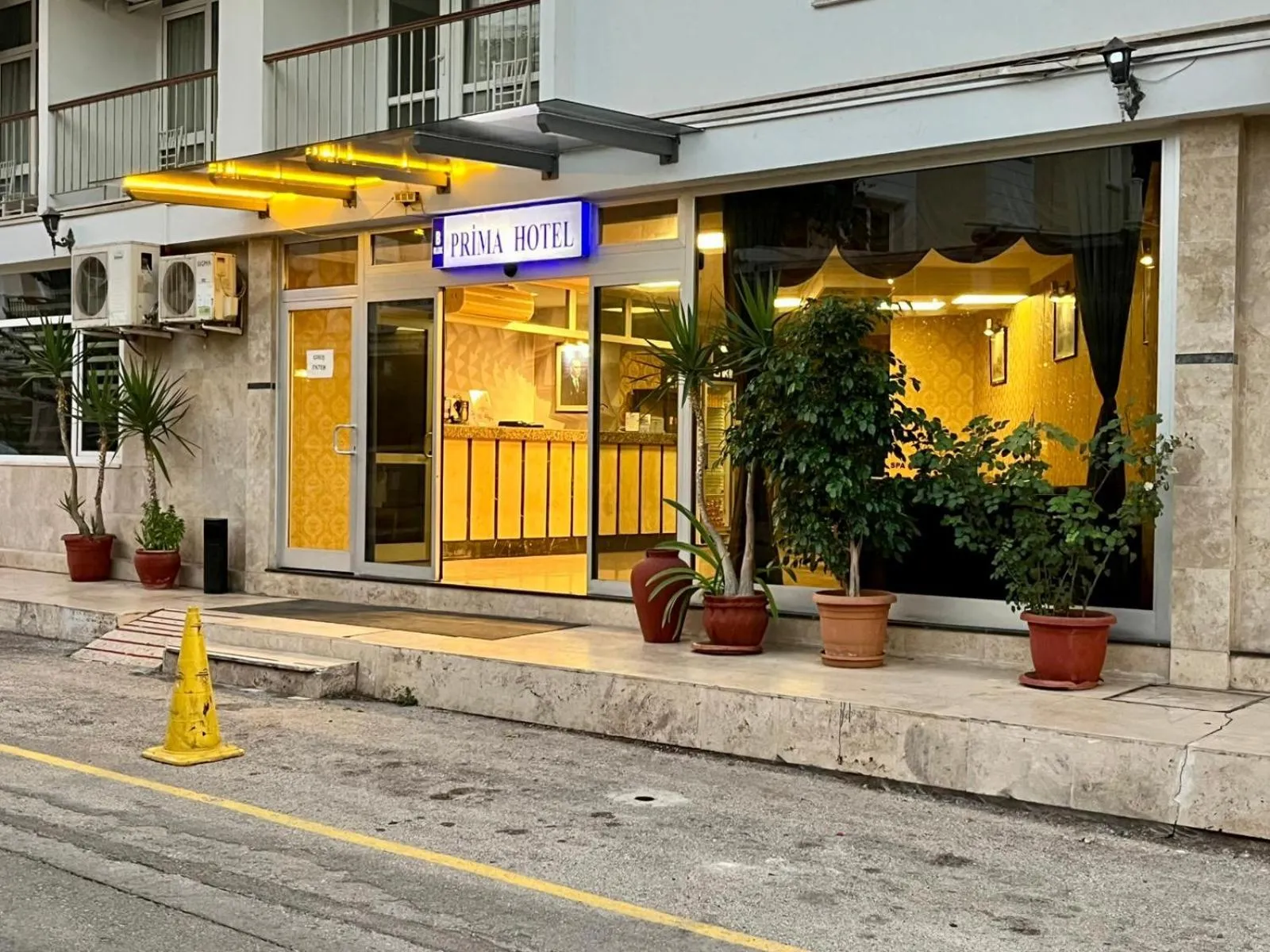 Facade/entrance in Prima Hotel
