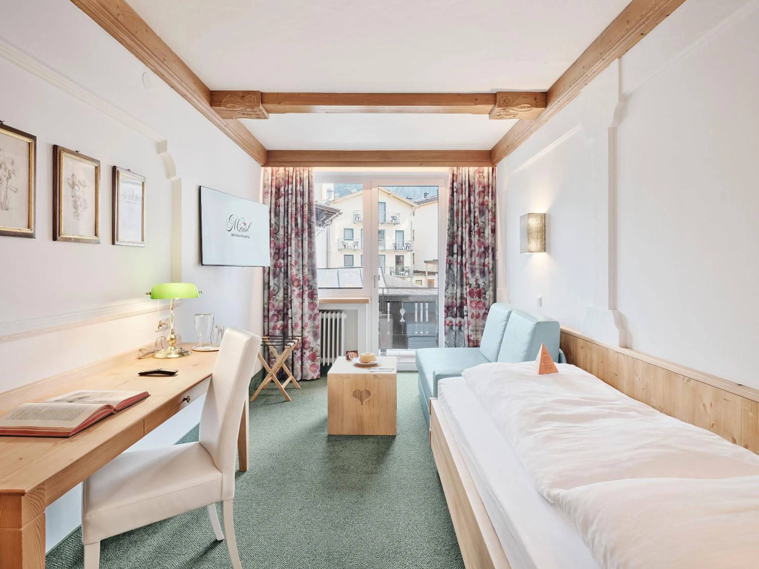 Photo of the whole room, Bed in Genuss - und Vitalhotel Moisl