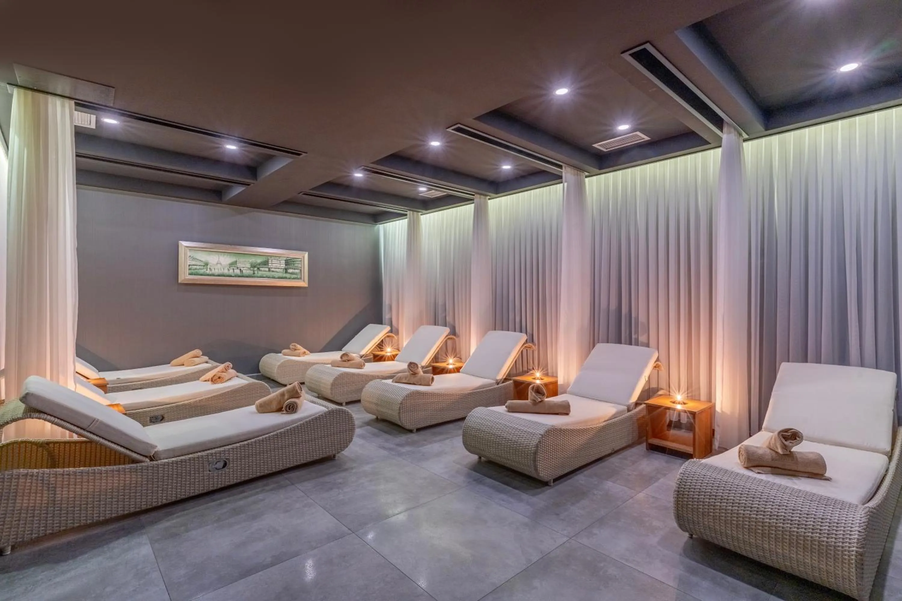 Spa and wellness centre/facilities in Mirada Del Lago