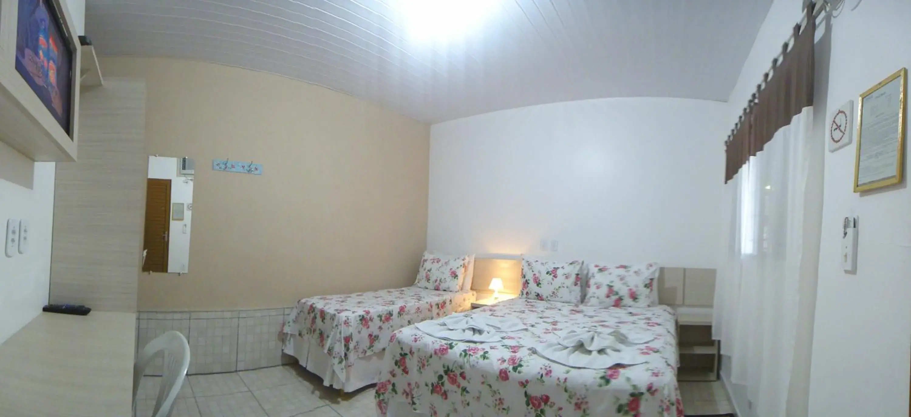 Luxury Triple Room in Pousada Jubaia Luxury Triple Room in Pousada Jubaia