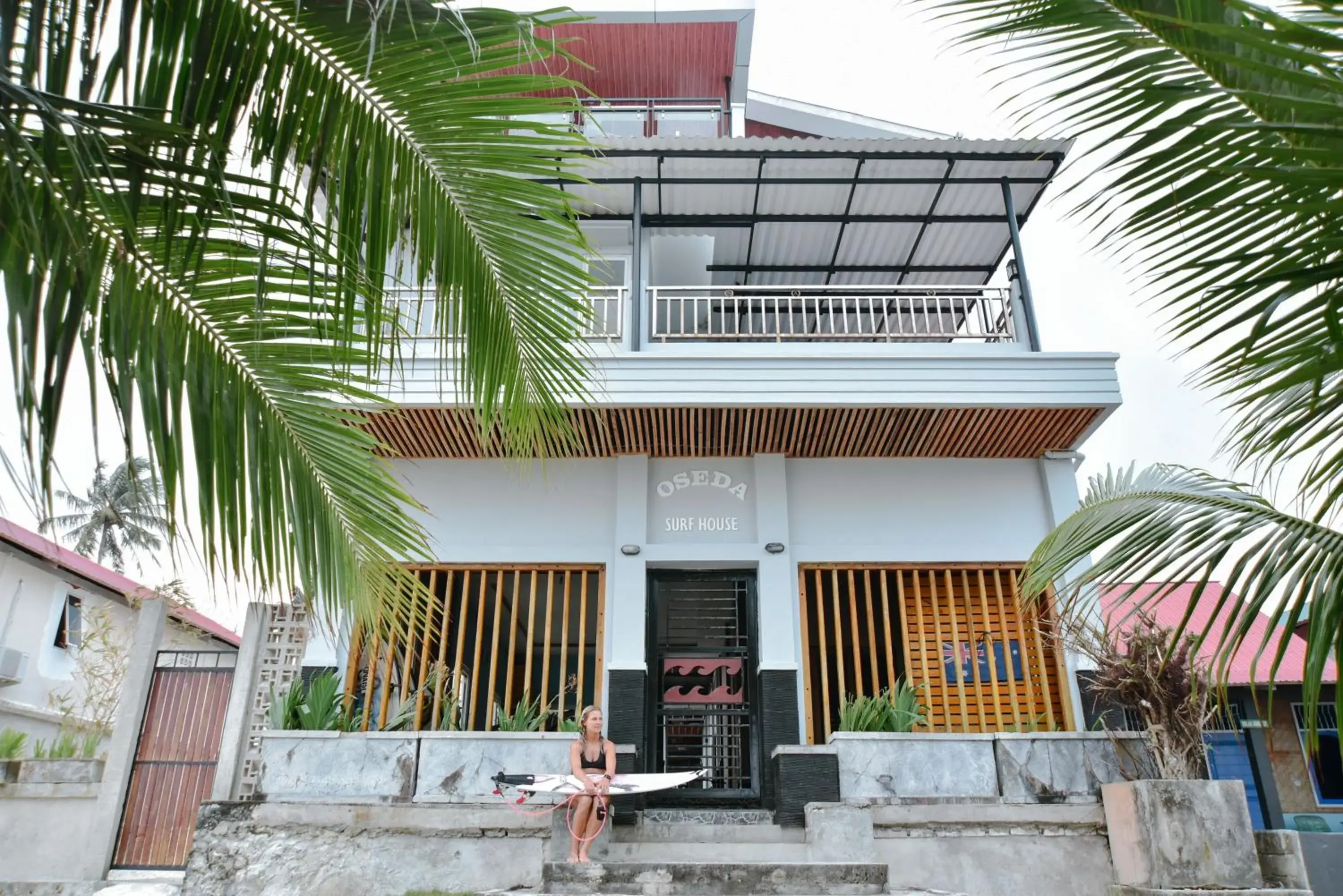 Oseda Nias Surf House Oseda Nias Surf House