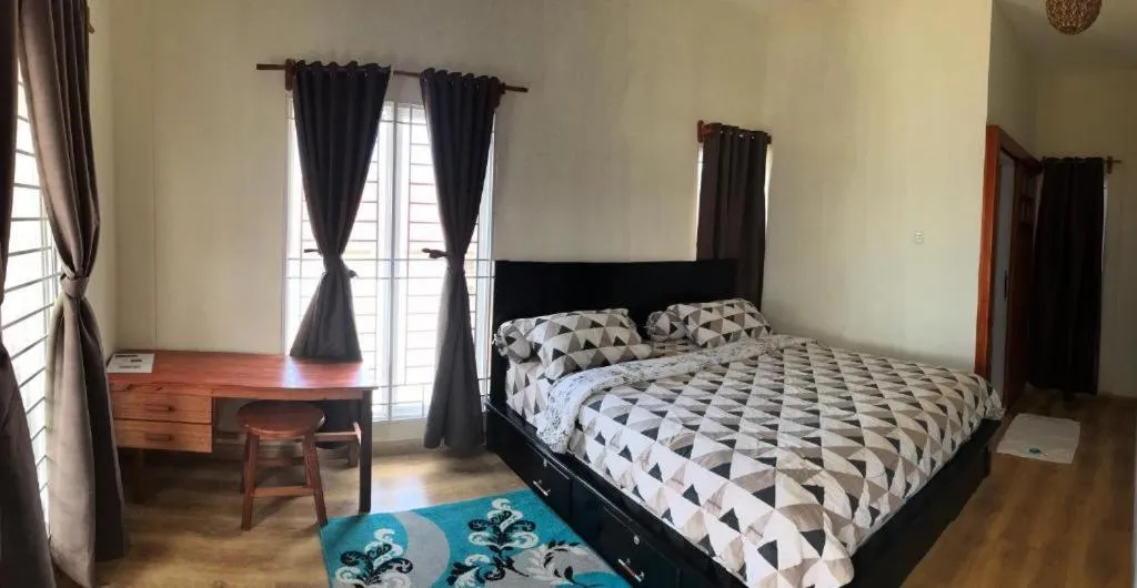 Oseda Nias Surf House