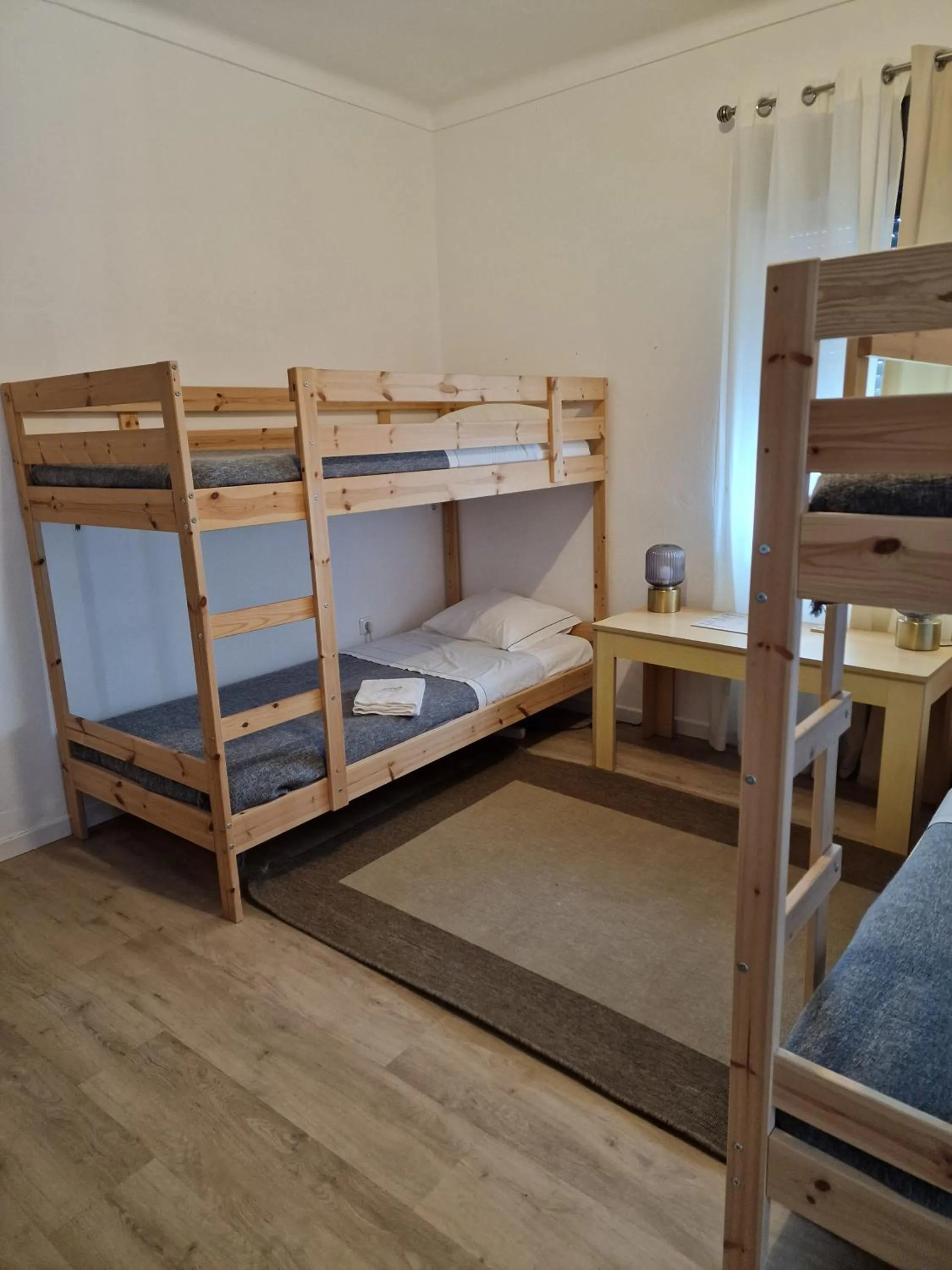 Bunk Bed in Mixed Dormitory Room in Casa das Portas