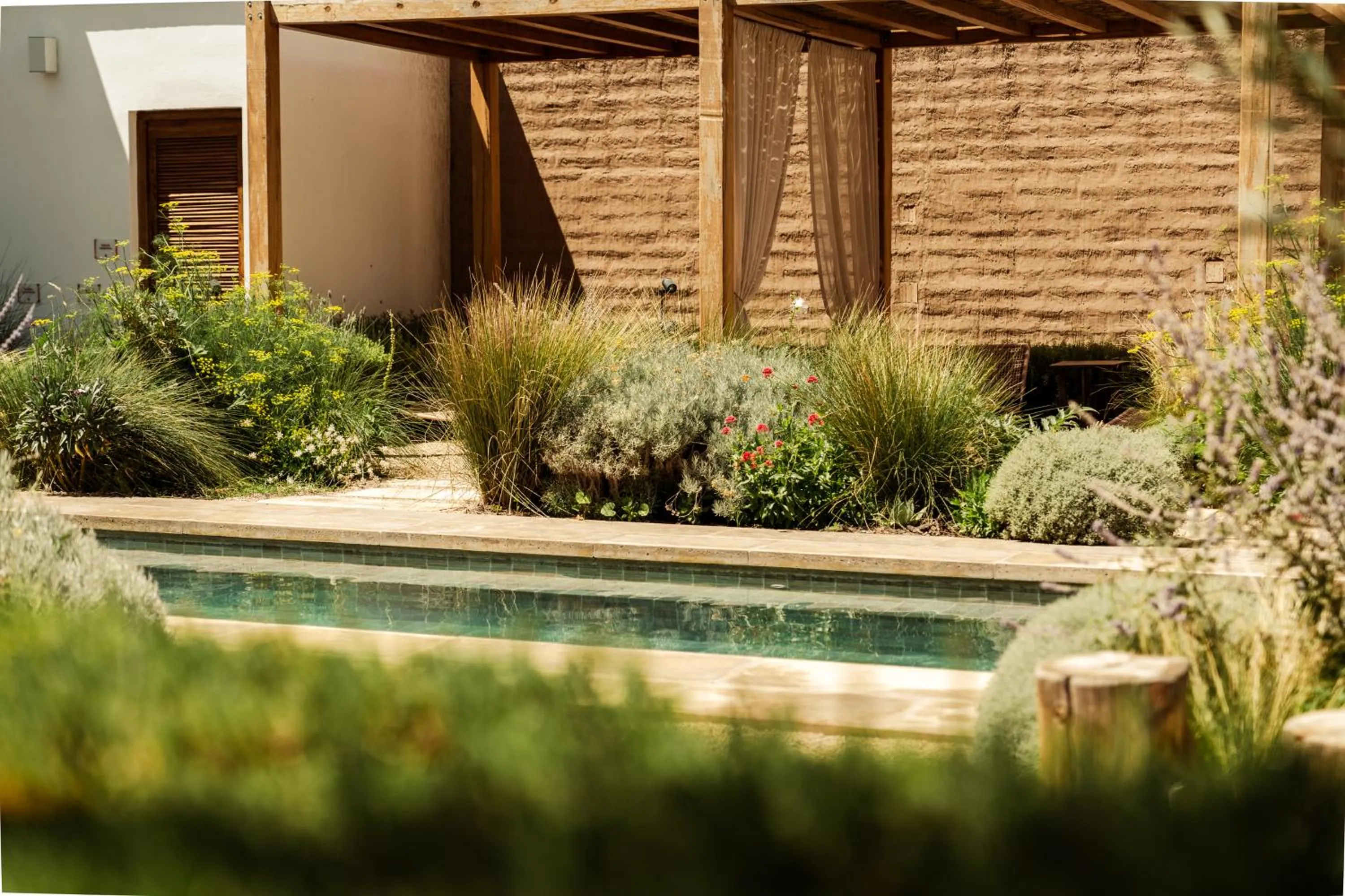 Garden in El Cortijo Hotel Boutique