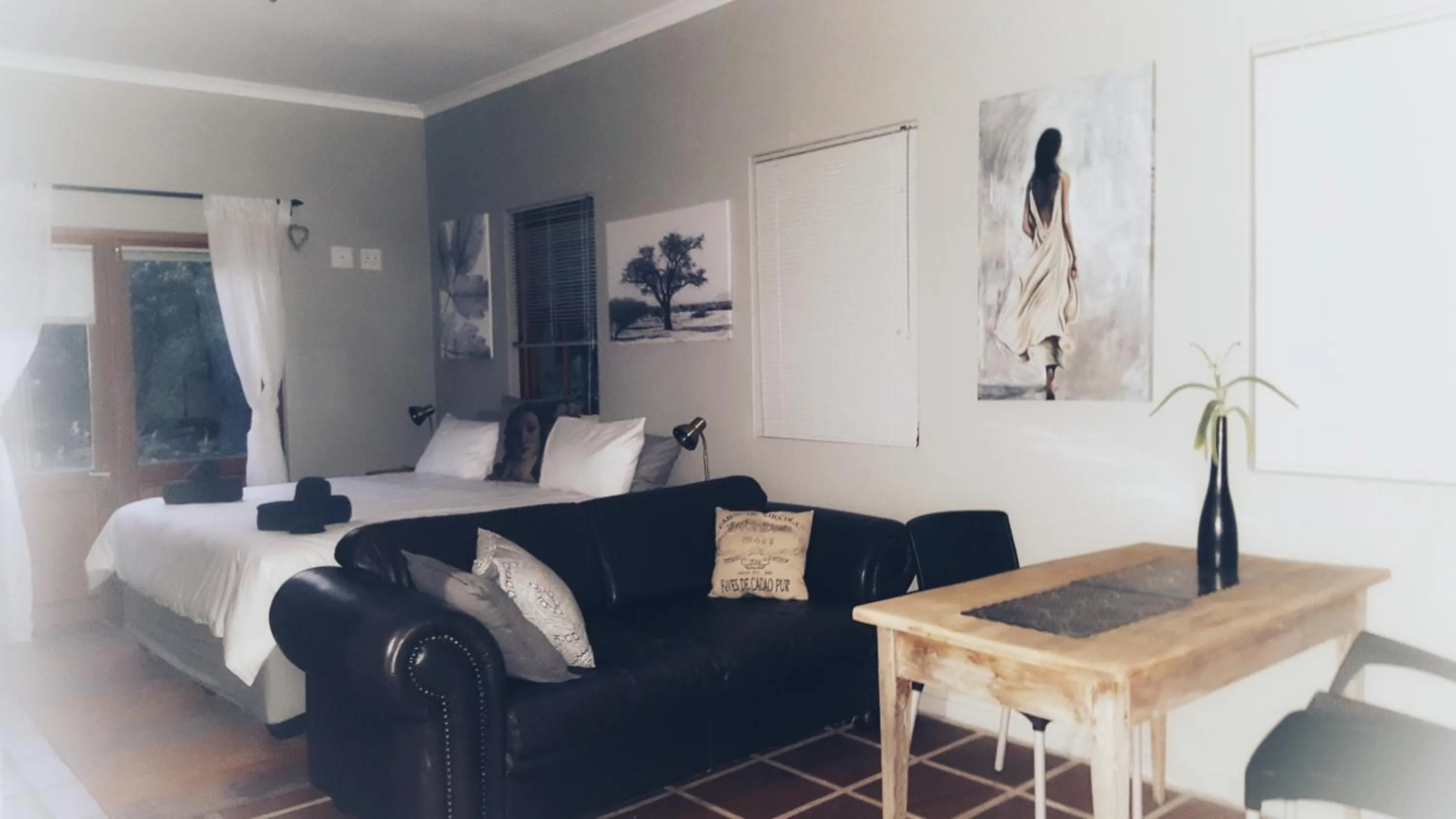 Bed in Surfed Out Plettenberg Bay