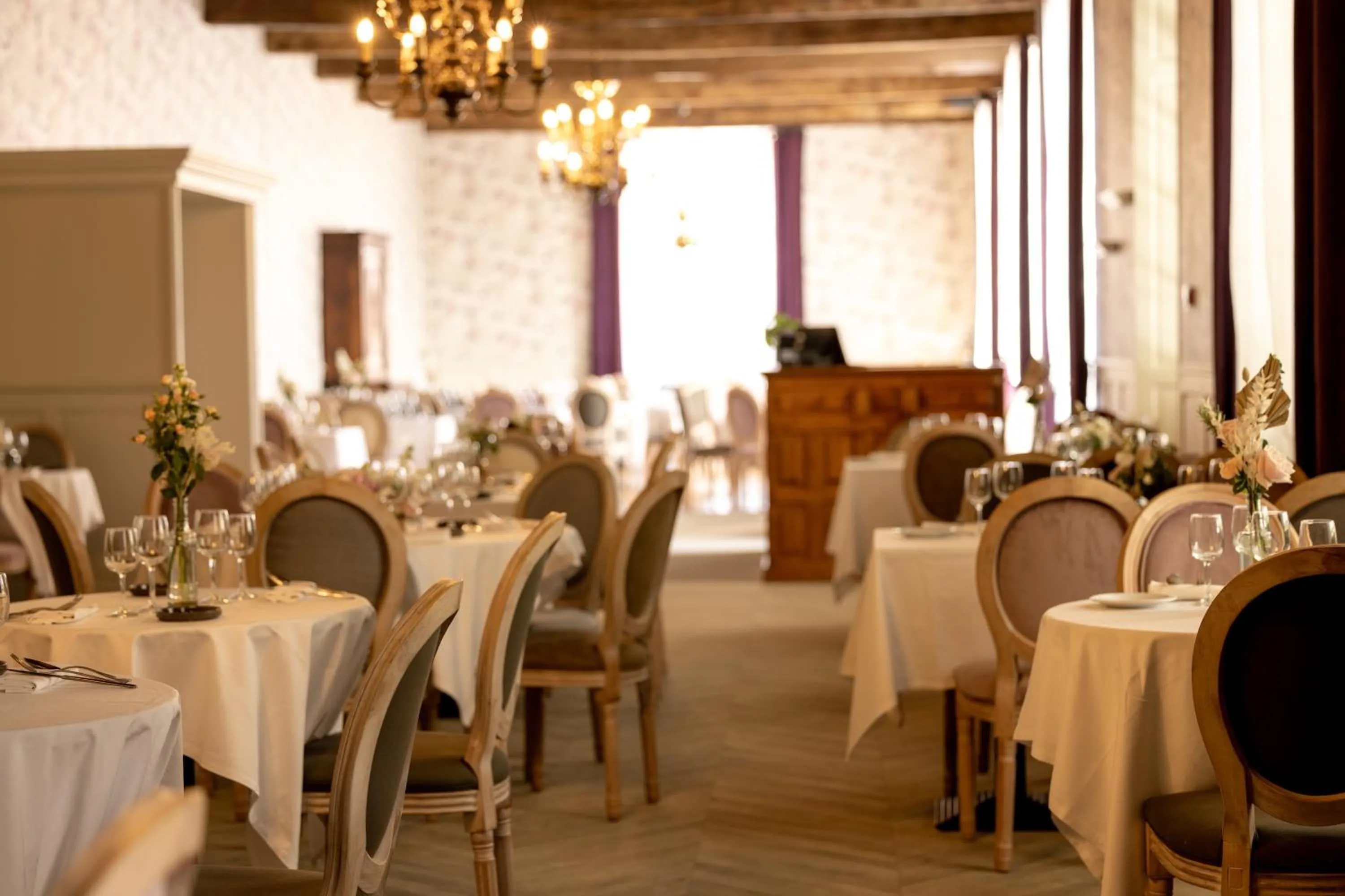 Restaurant/places to eat in Château de Fontanges