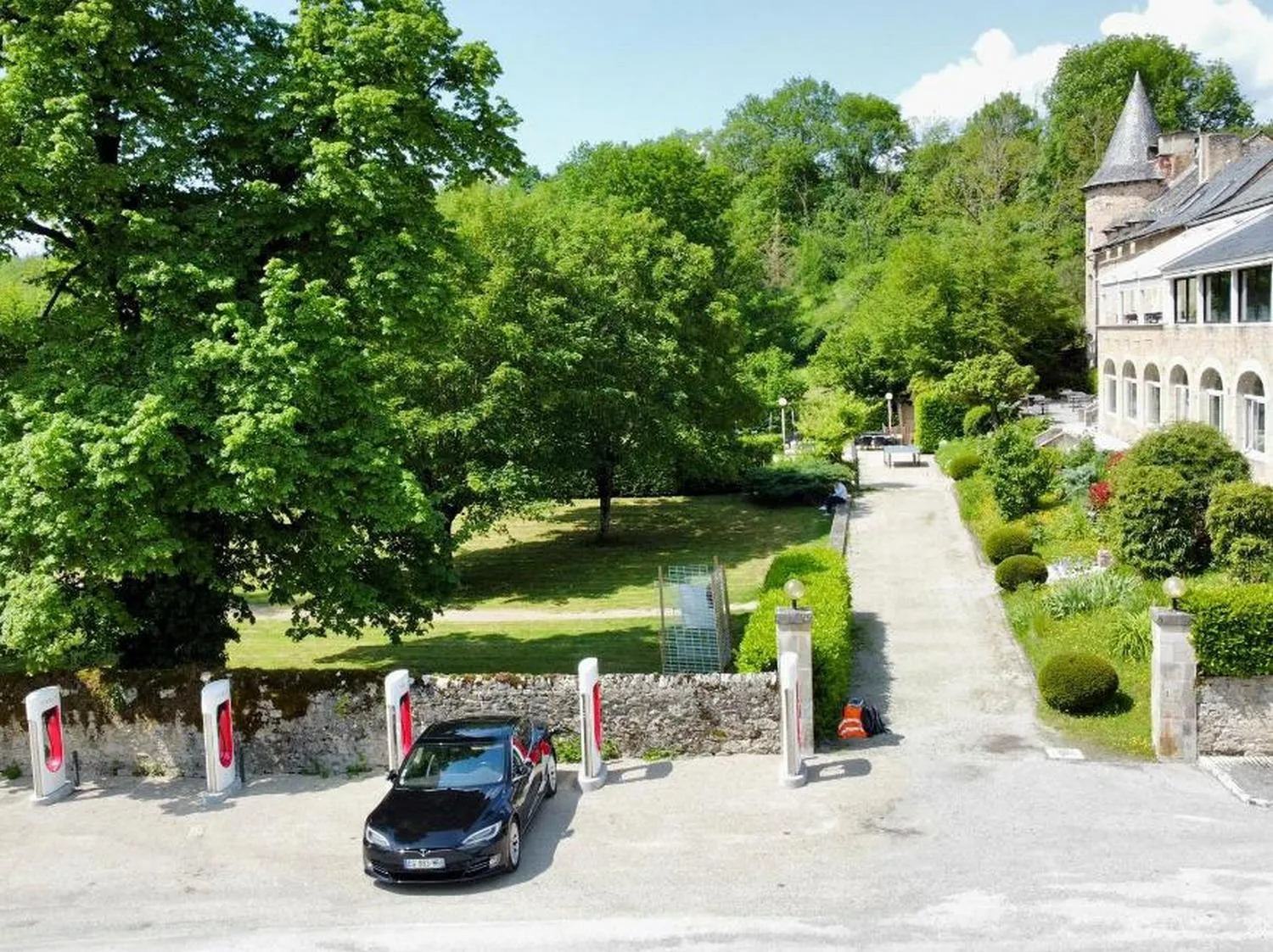 Property building in Château de Fontanges