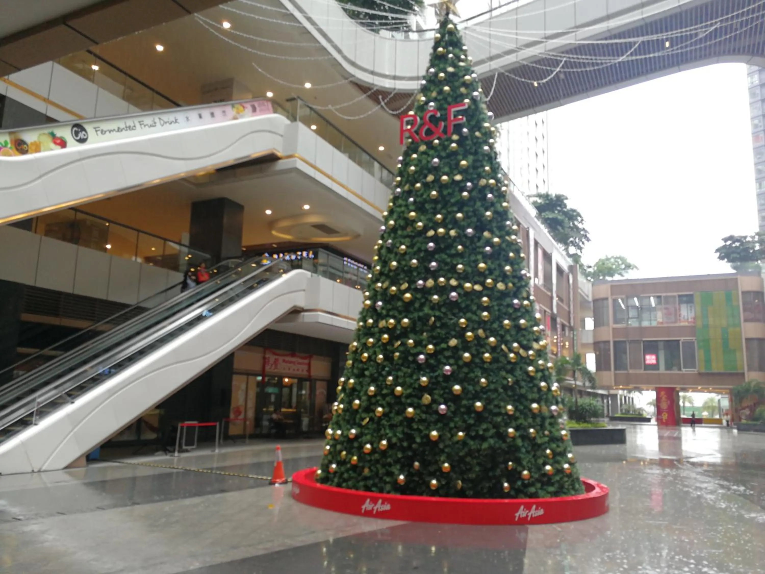 JB City CIQ-R&F Shopping Mall Apartment