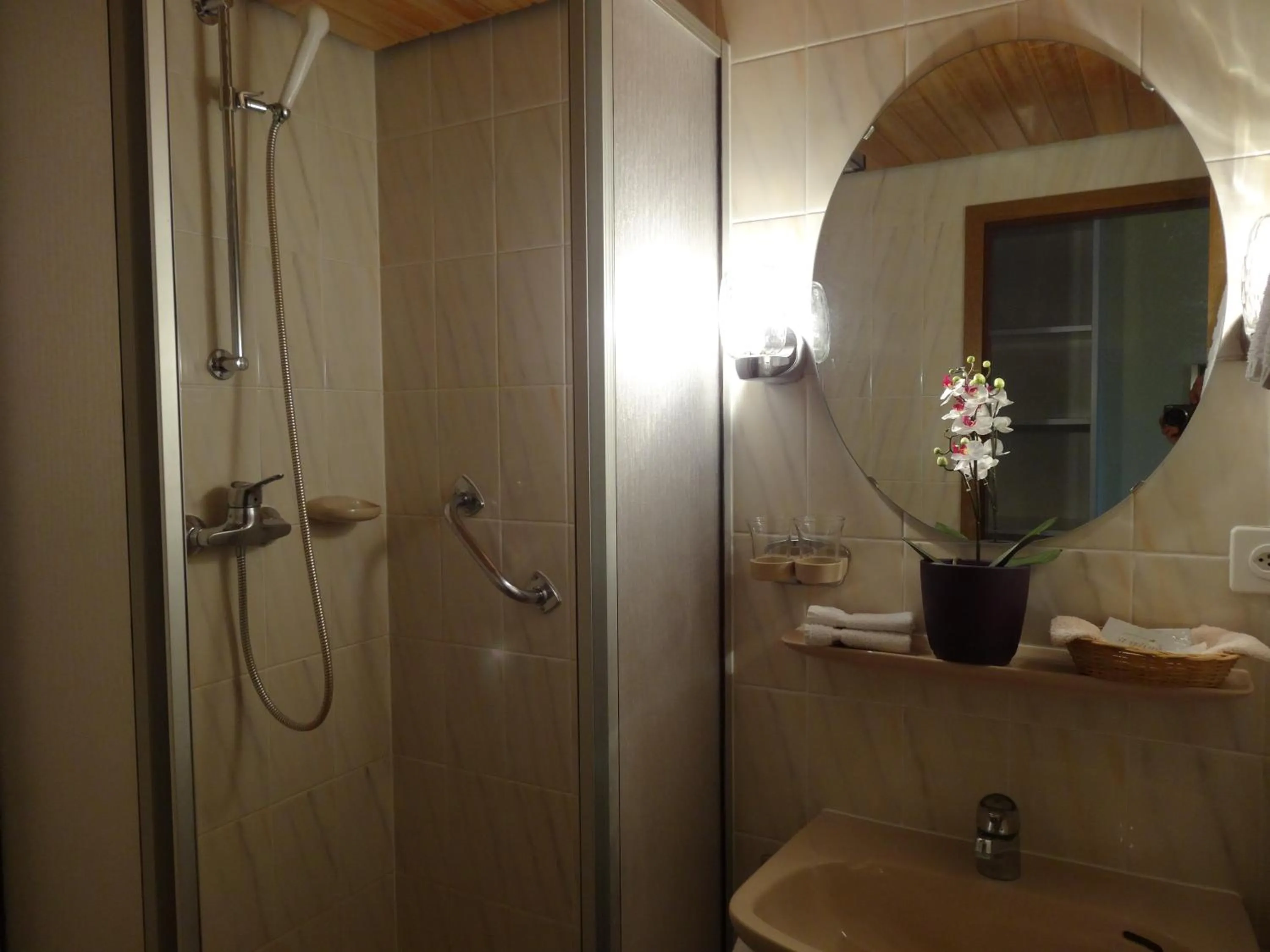 Bathroom in Guest Rooms with a great view at Residence Brunner