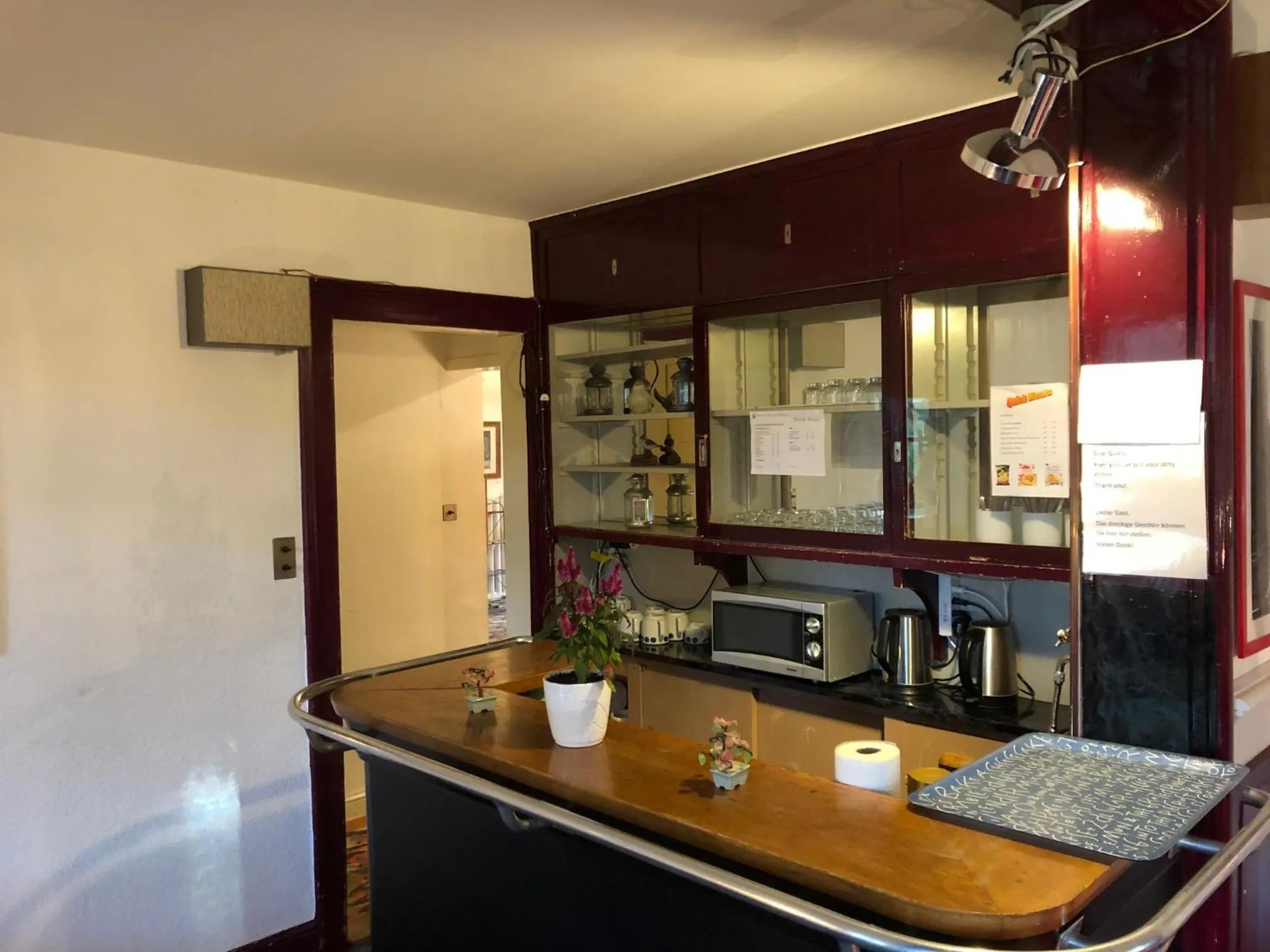 Communal kitchen in Guest Rooms with a great view at Residence Brunner
