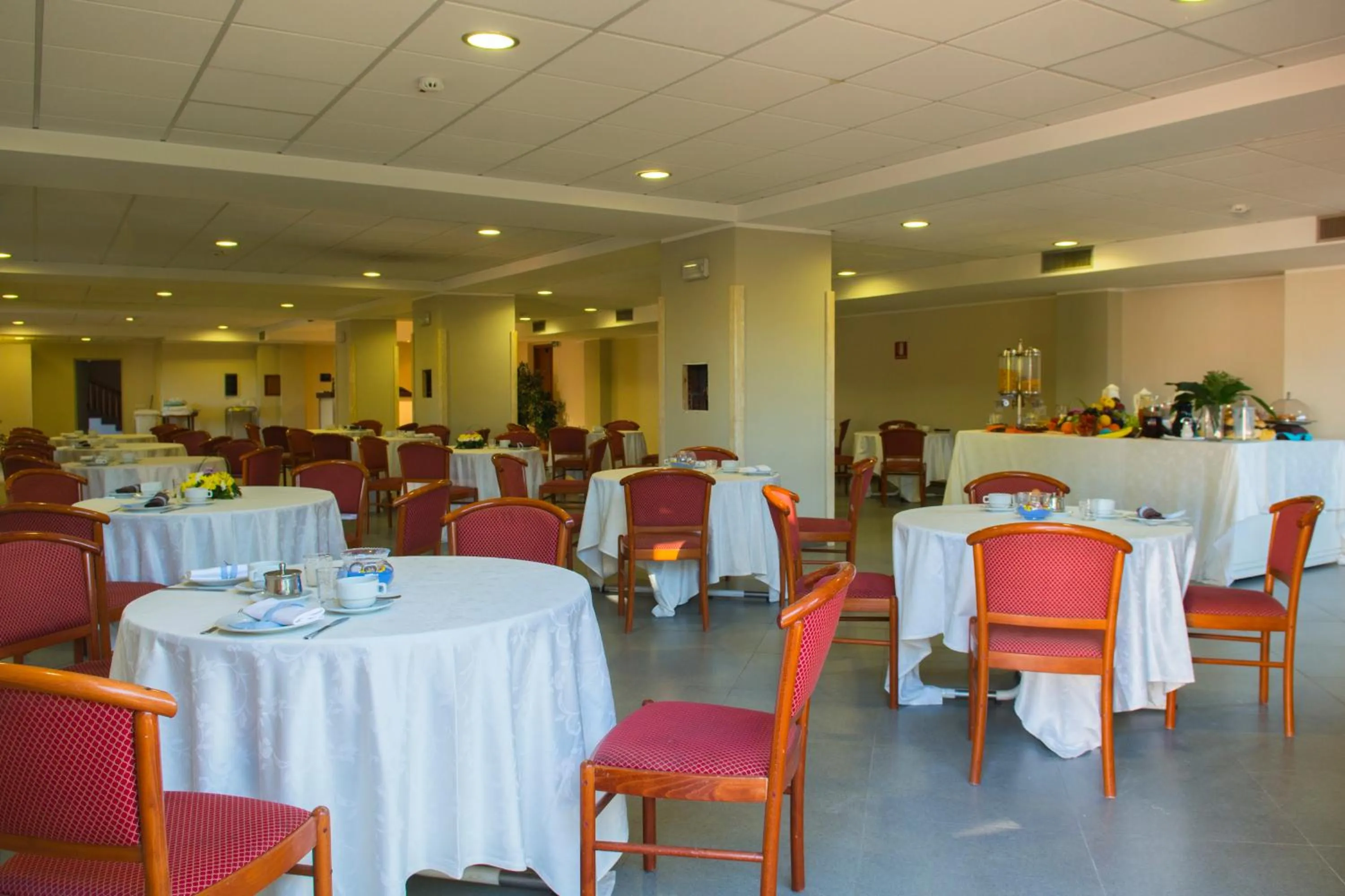 Restaurant/places to eat in Hotel Dei Pini