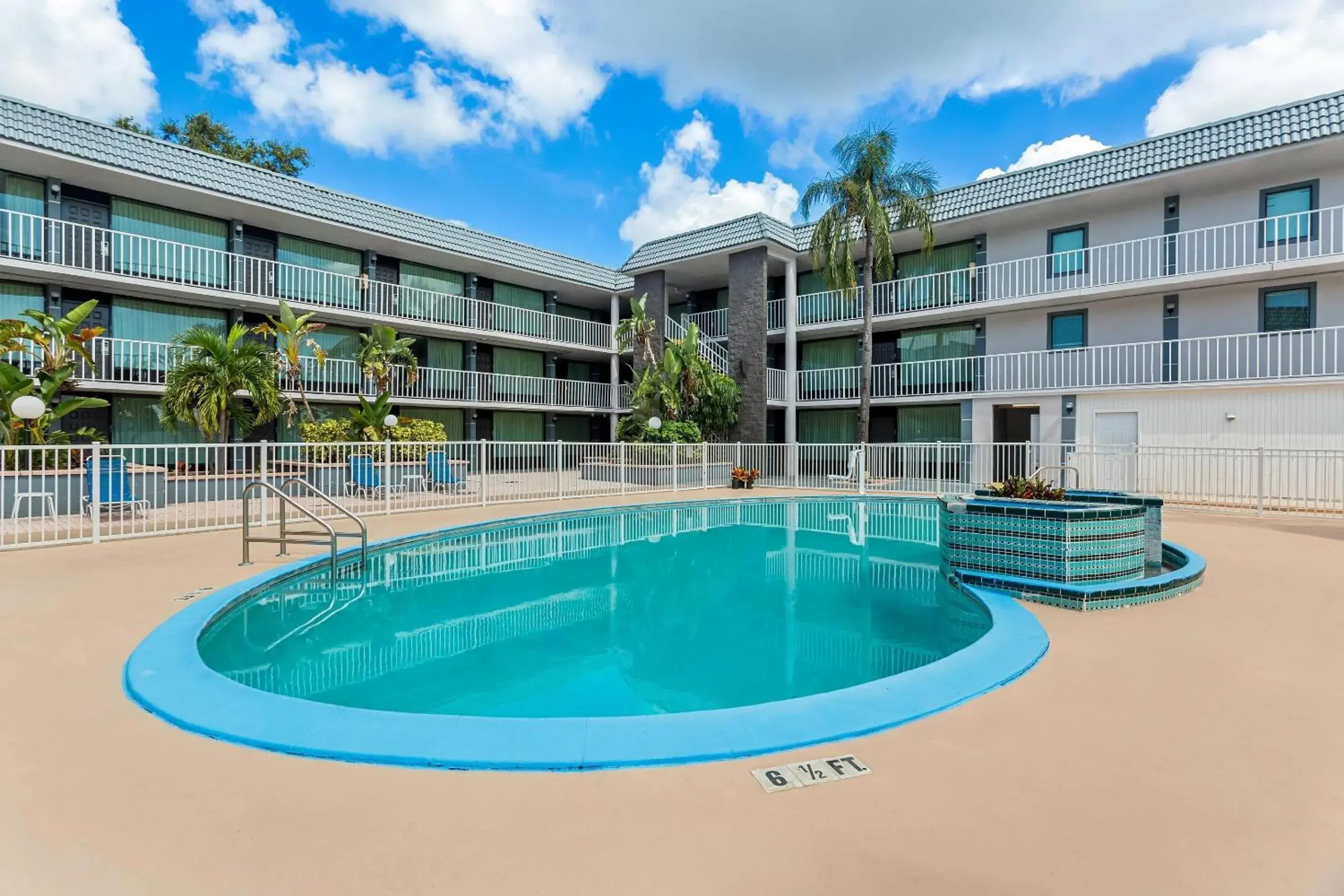 Pool view in Quality Inn & Suites at Tropicana Field Pool view in Quality Inn & Suites at Tropicana Field