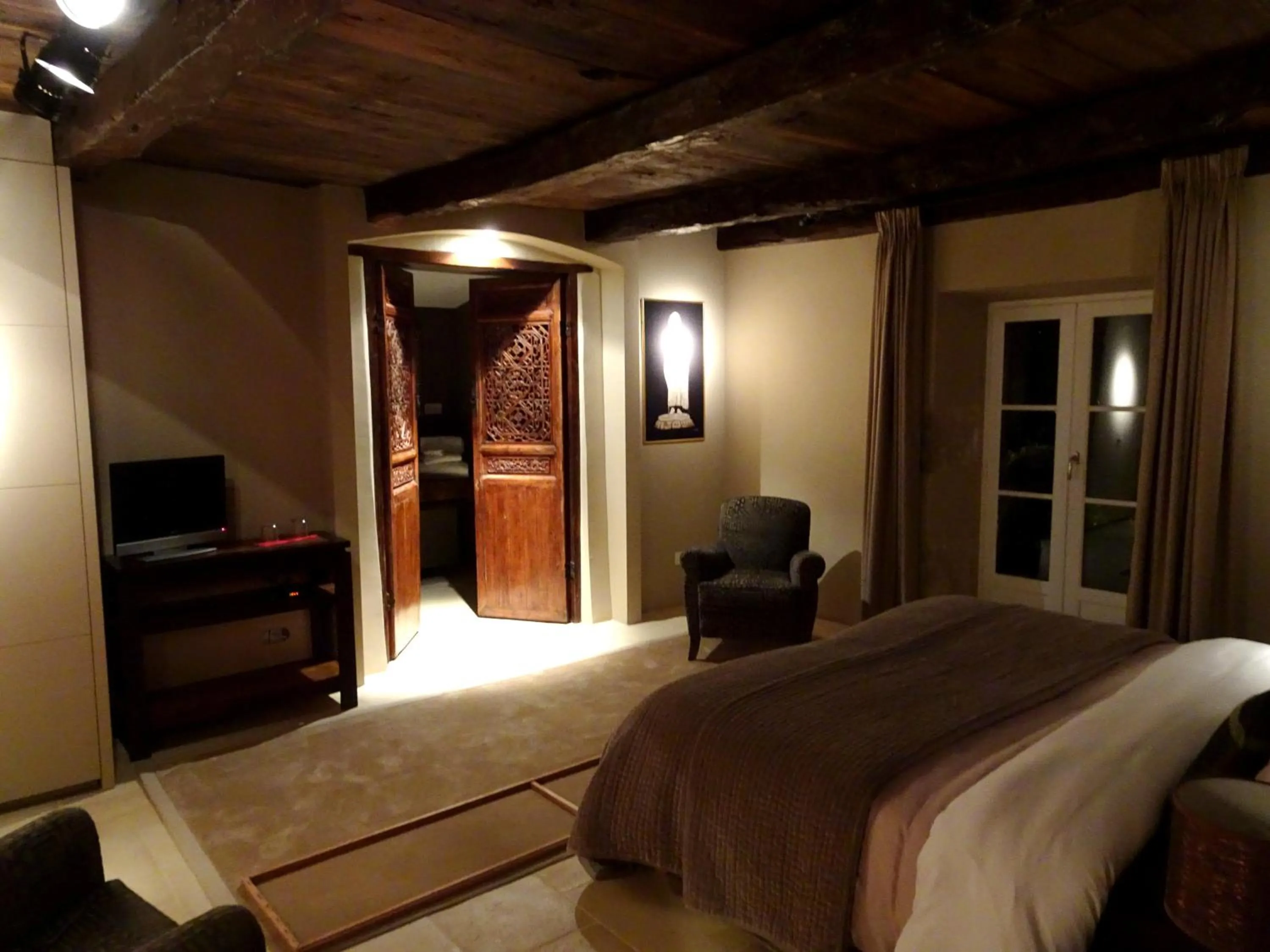 TV and multimedia, Bed in Le Mas de Laché