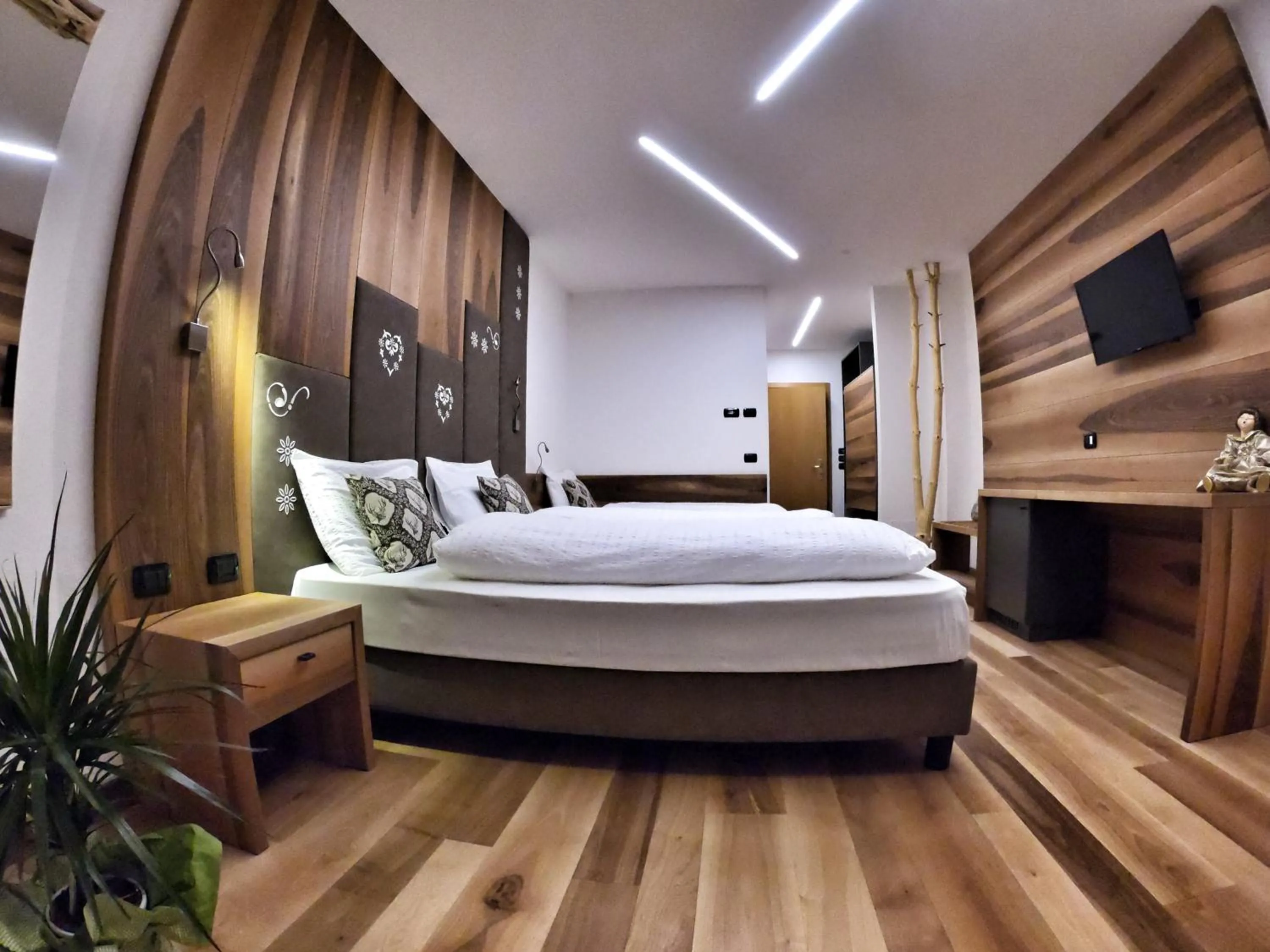 Bed in Hotel Cristallo