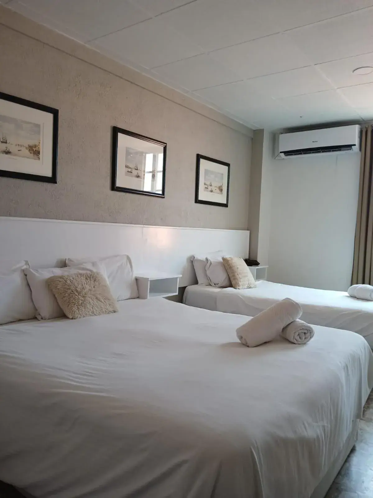 Bed in San Marco Hotel Curacao & Casino Bed in San Marco Hotel Curacao & Casino