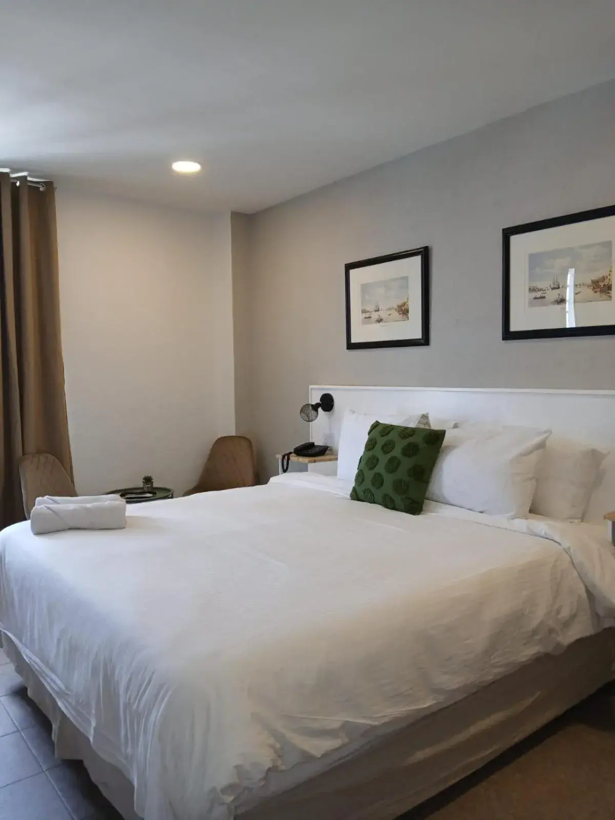 Deluxe Queen Room - single occupancy in San Marco Hotel Curacao & Casino Deluxe Queen Room - single occupancy in San Marco Hotel Curacao & Casino