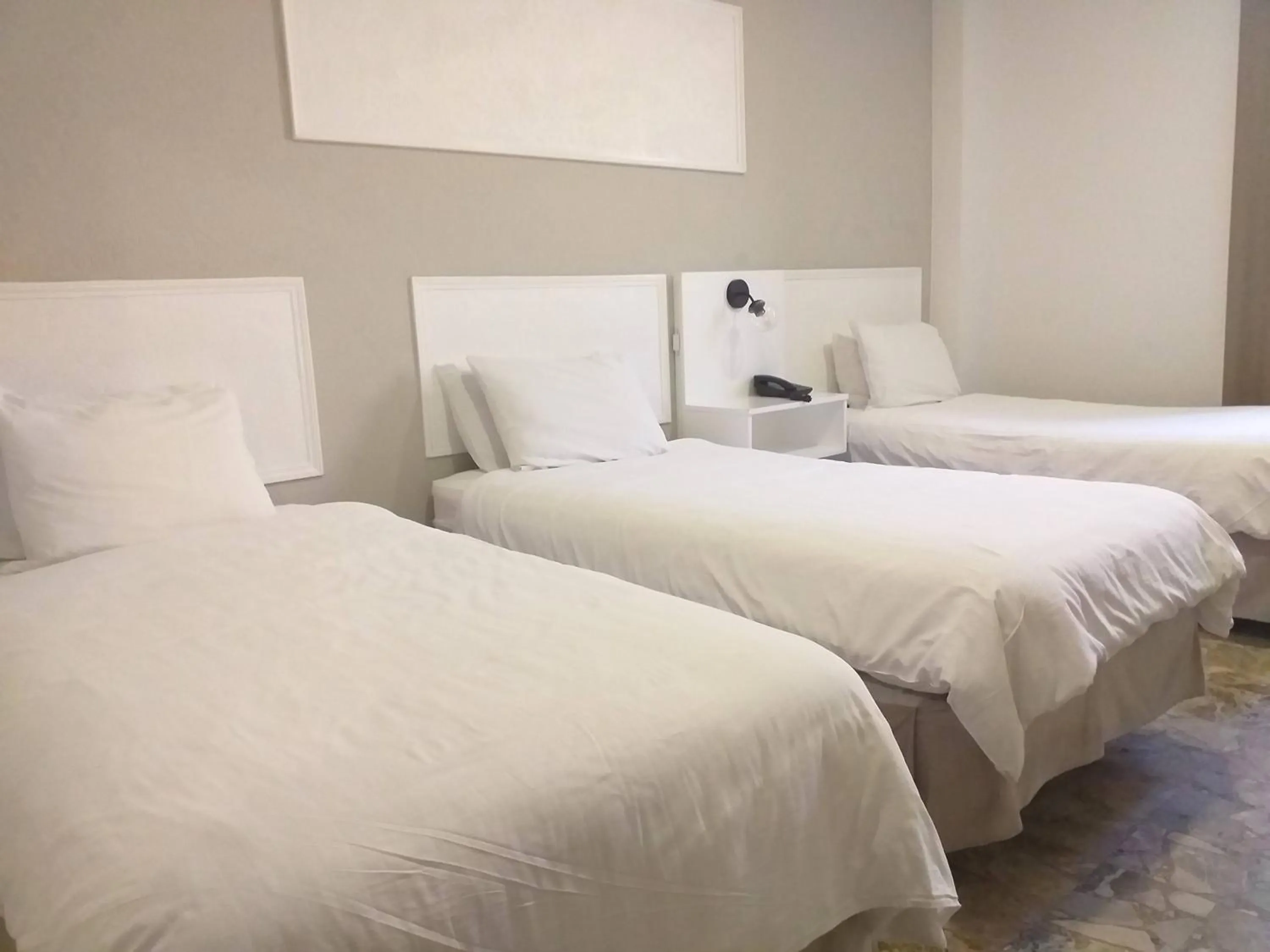 Bed in San Marco Hotel Curacao & Casino