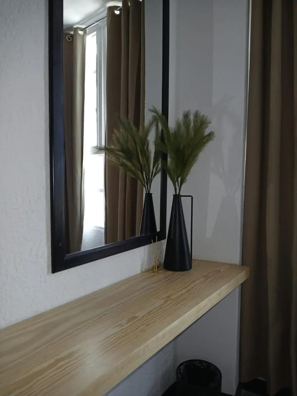 Deluxe Queen Room - single occupancy in San Marco Hotel Curacao & Casino Deluxe Queen Room - single occupancy in San Marco Hotel Curacao & Casino