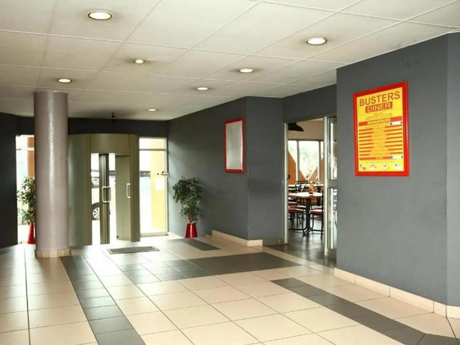 Facade/entrance in Riviera Hotel Durban