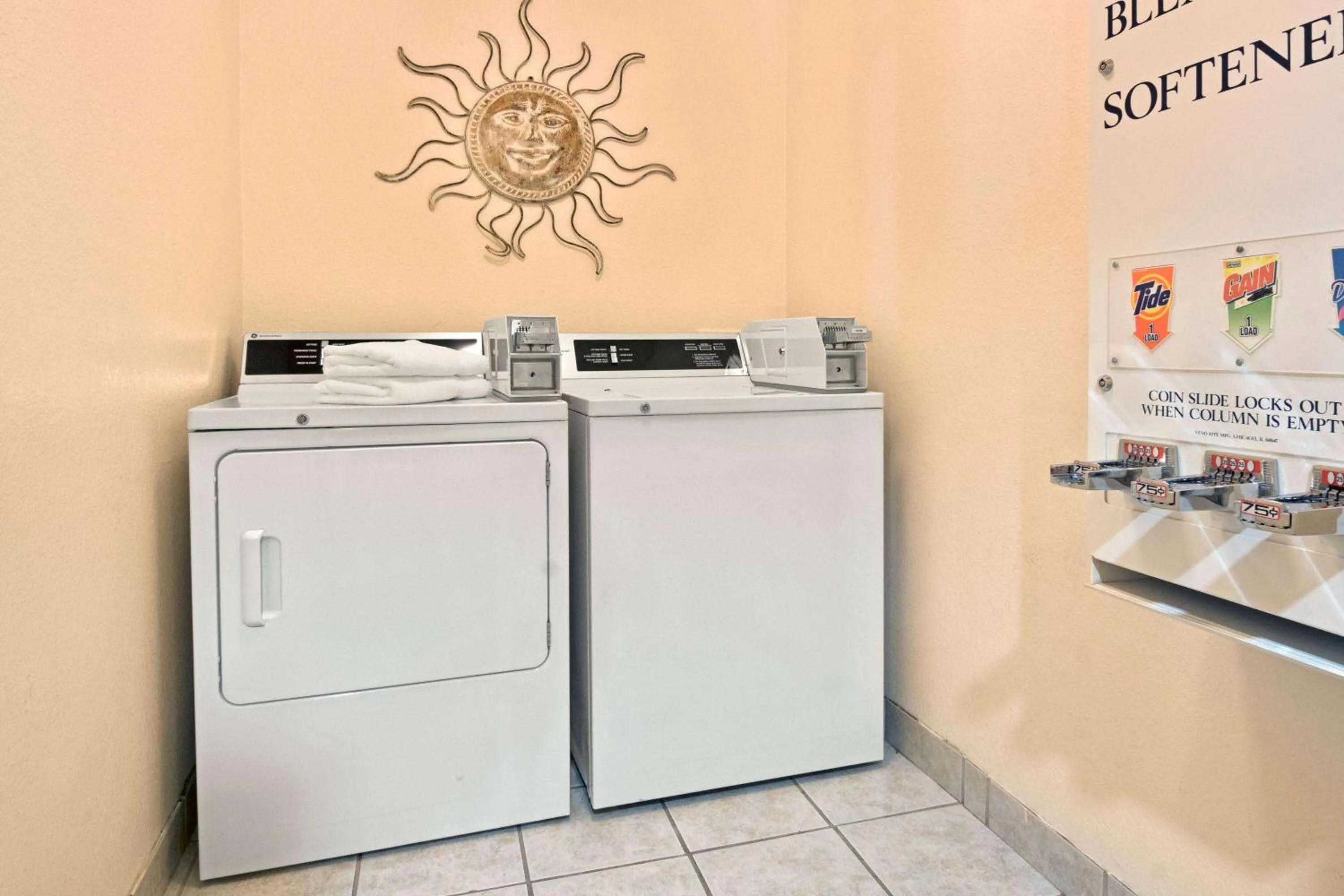 Other in Super 8 by Wyndham Austin/Airport South