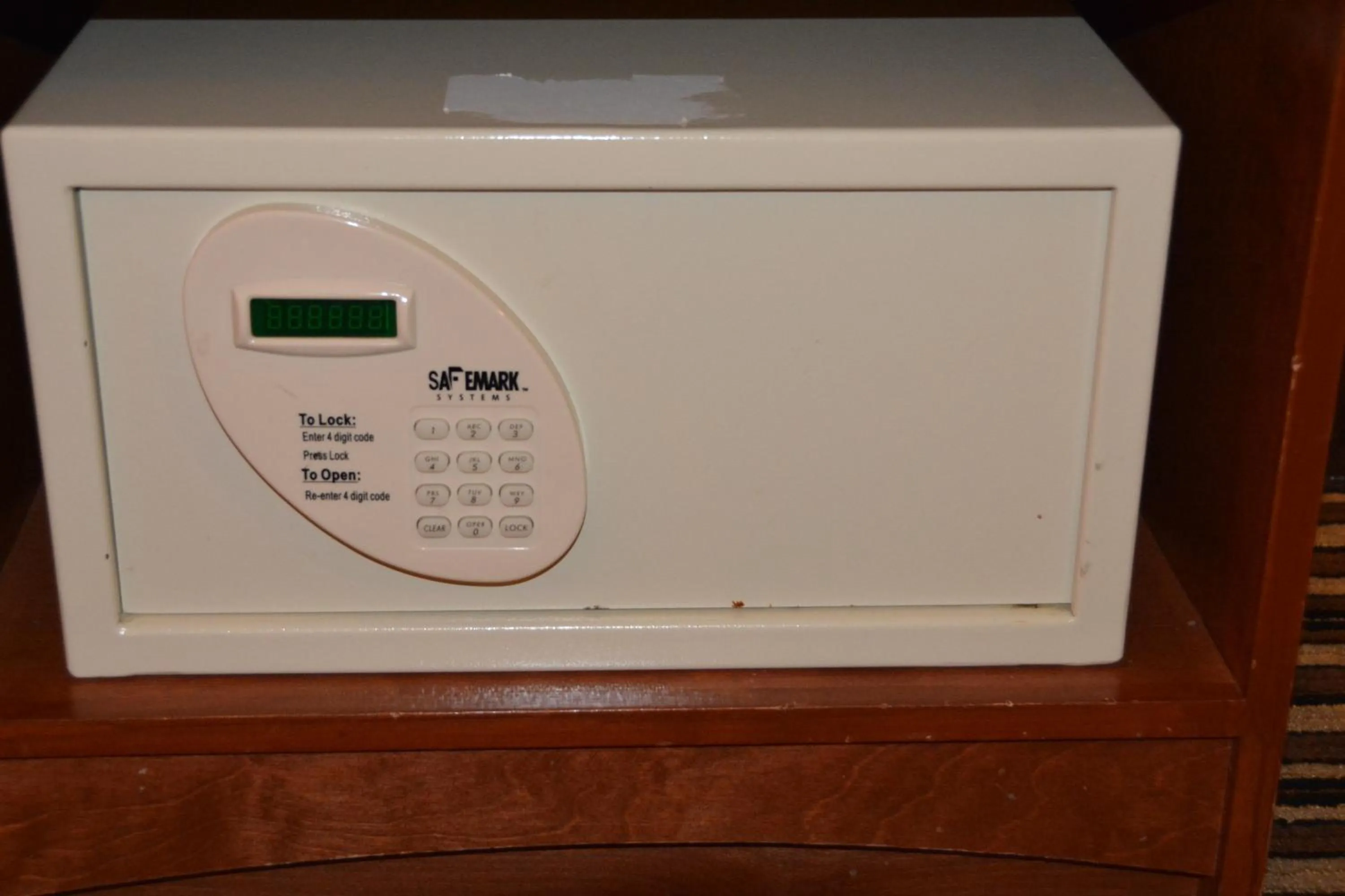 safe in Super 8 by Wyndham Austin/Airport South