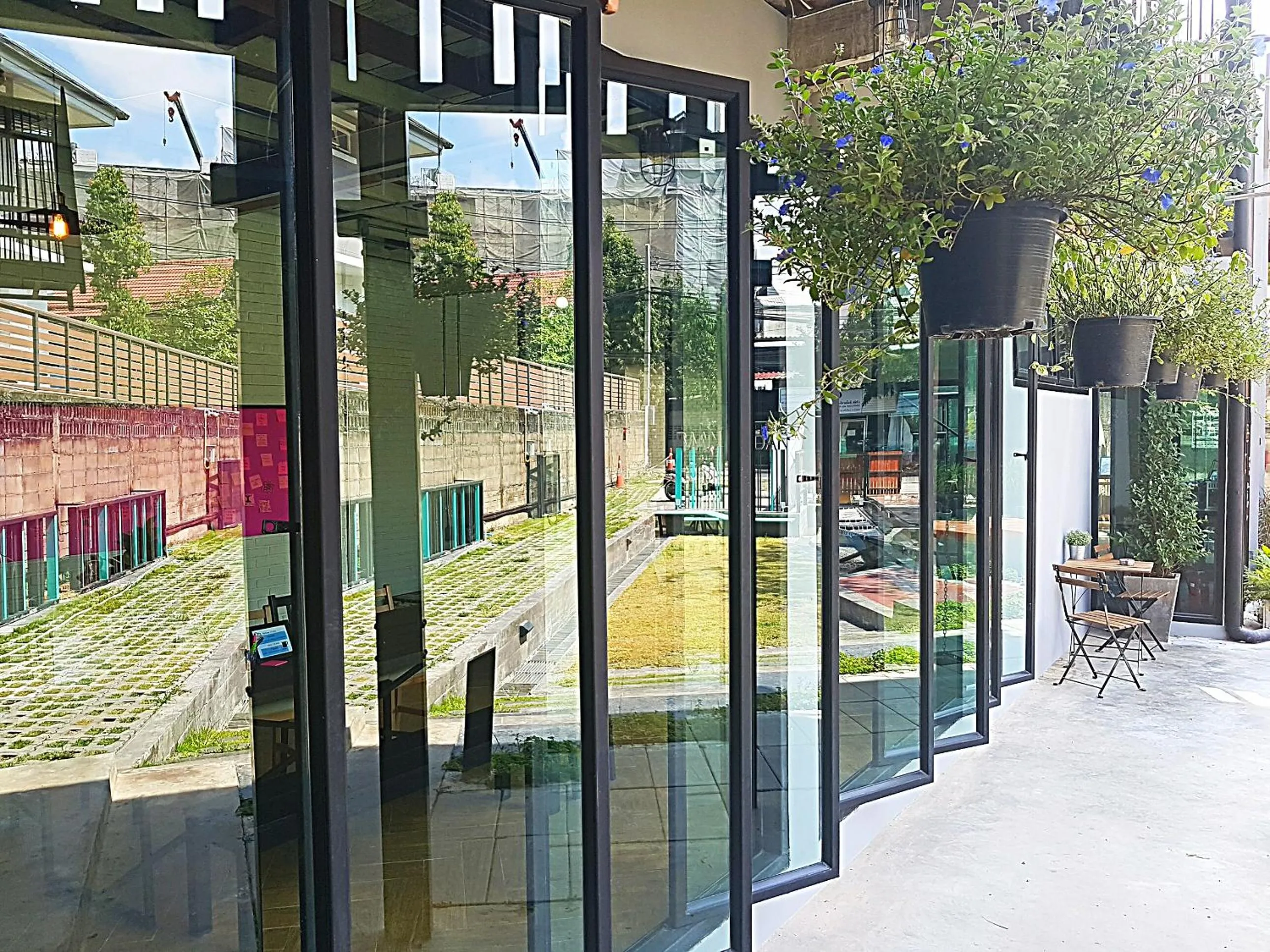 Balcony/Terrace in Baan Mai Kradan Hostel Chiang Rai