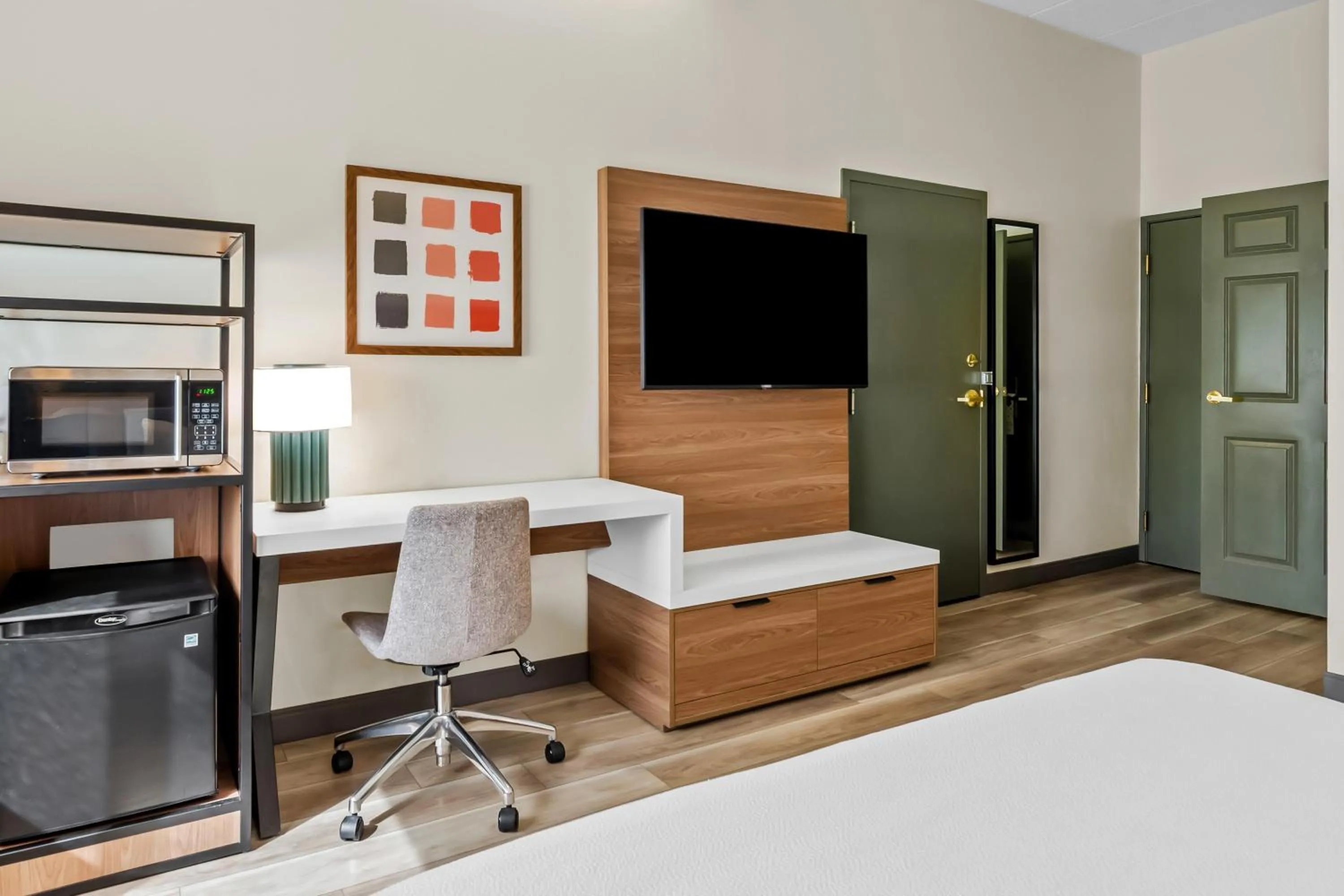 Bed in Spark by Hilton Lynchburg