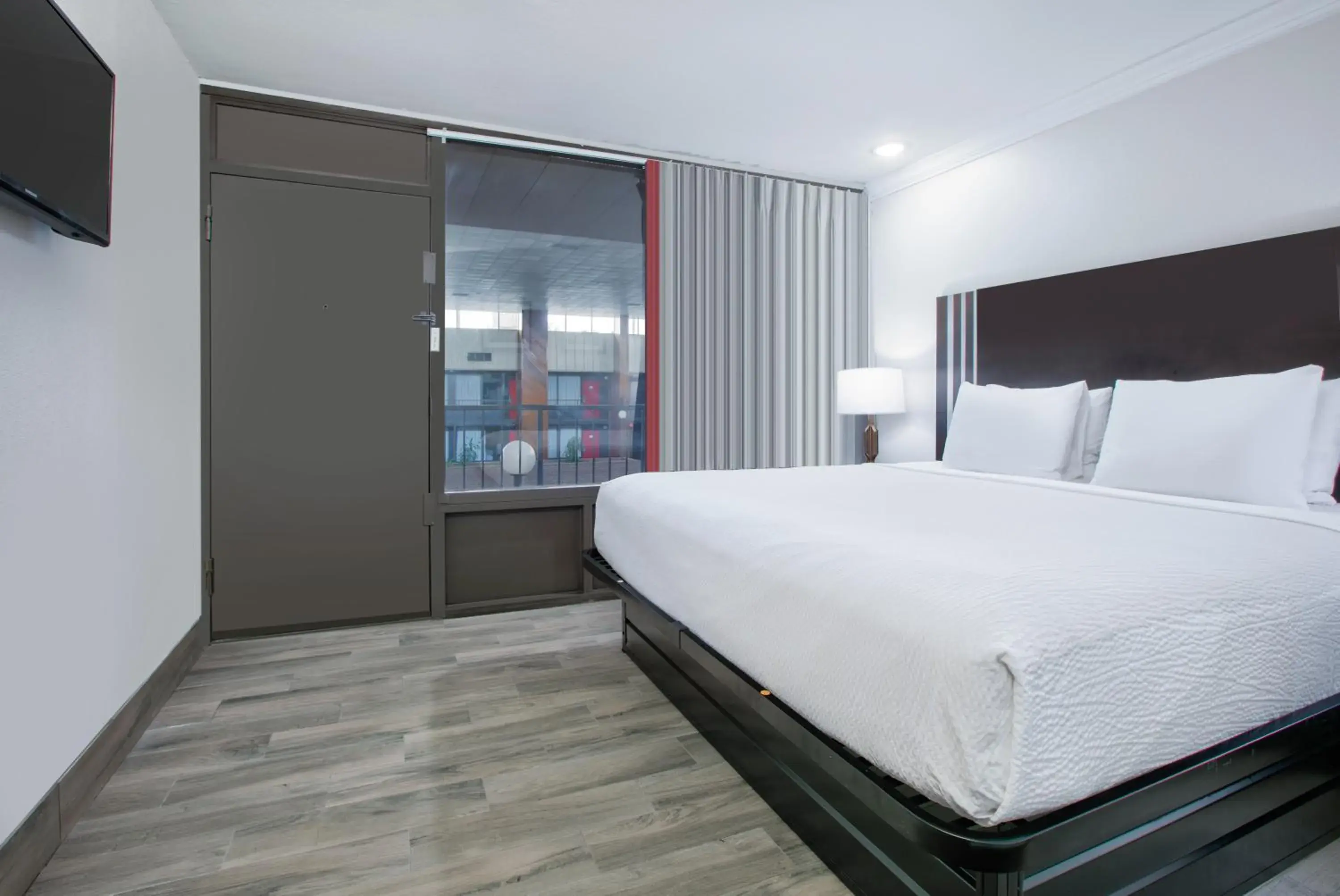 Bedroom, Bed in Ramada by Wyndham Diamondhead I-10 Gulfport Bedroom, Bed in Ramada by Wyndham Diamondhead I-10 Gulfport