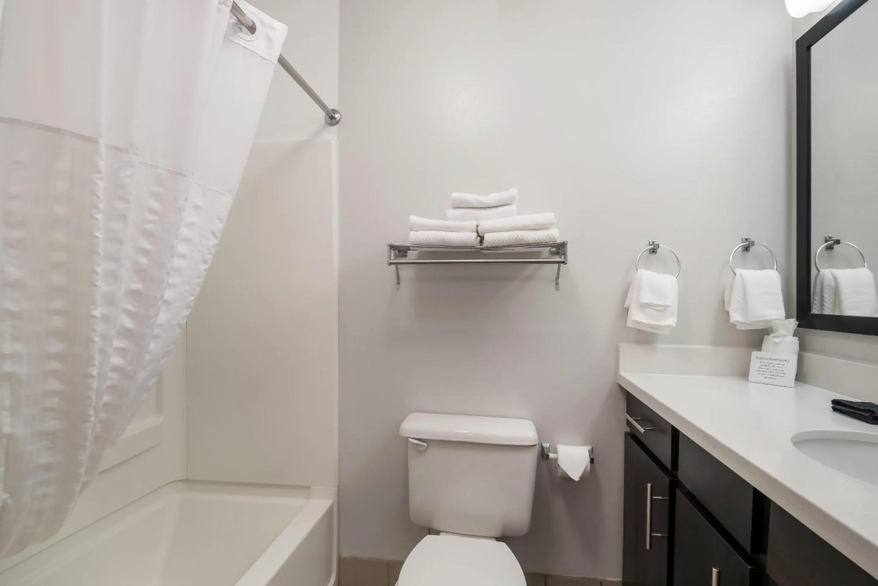 Bedroom in MainStay Suites Chattanooga Hamilton Place