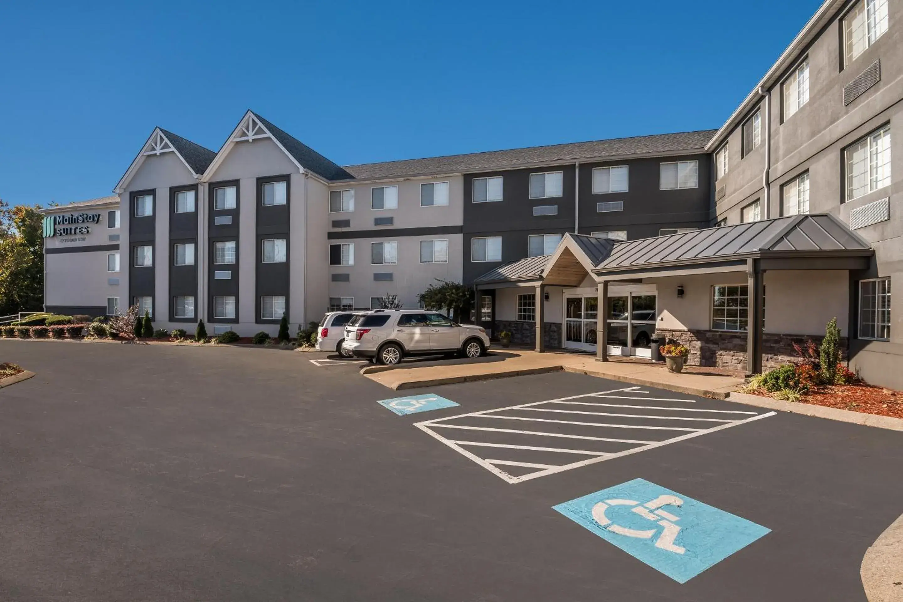 Property building in MainStay Suites Chattanooga Hamilton Place Property building in MainStay Suites Chattanooga Hamilton Place