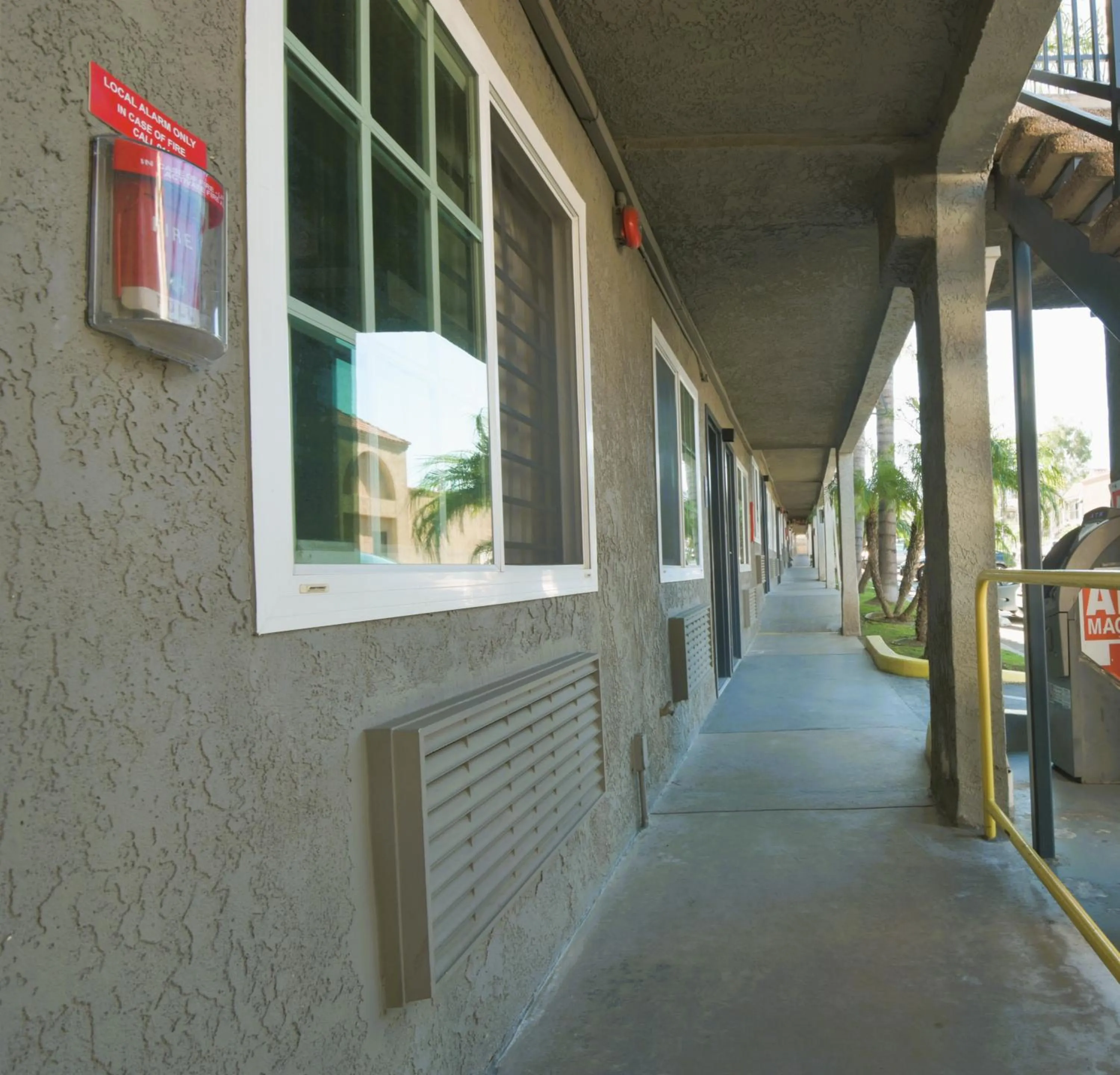 Property building in Welcome Inn Corona