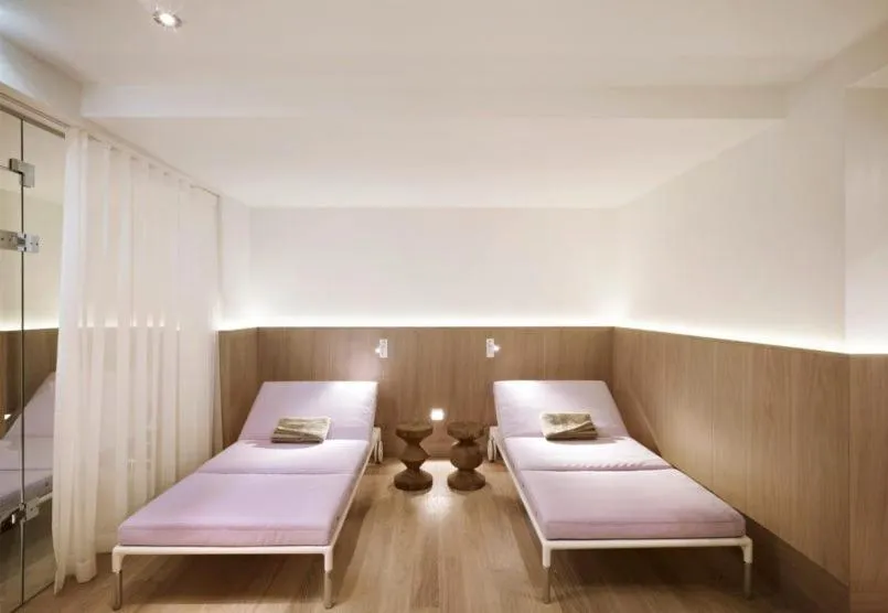 Spa and wellness centre/facilities, Bed in The Suncity