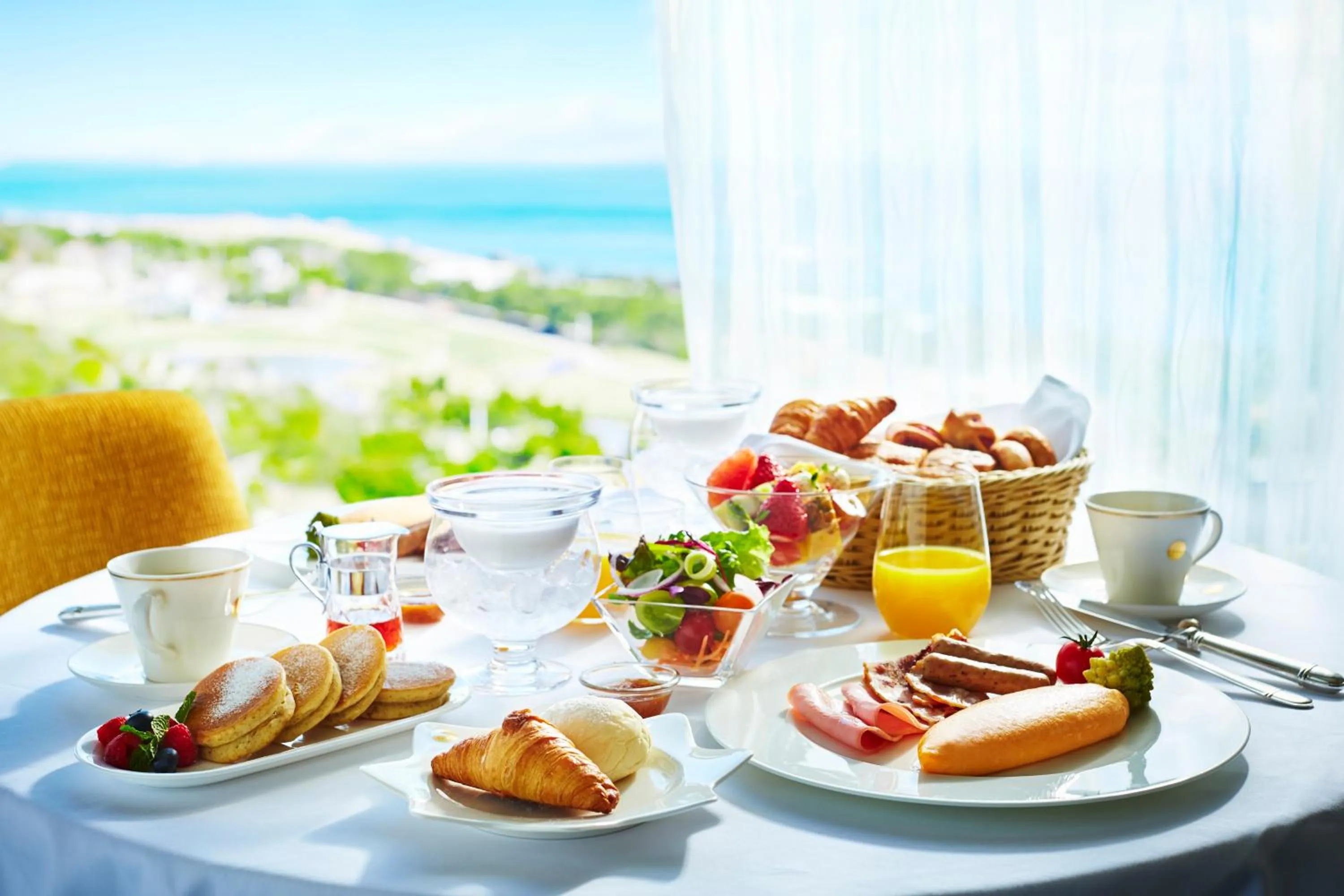 room service in GRAND NIKKO AWAJI