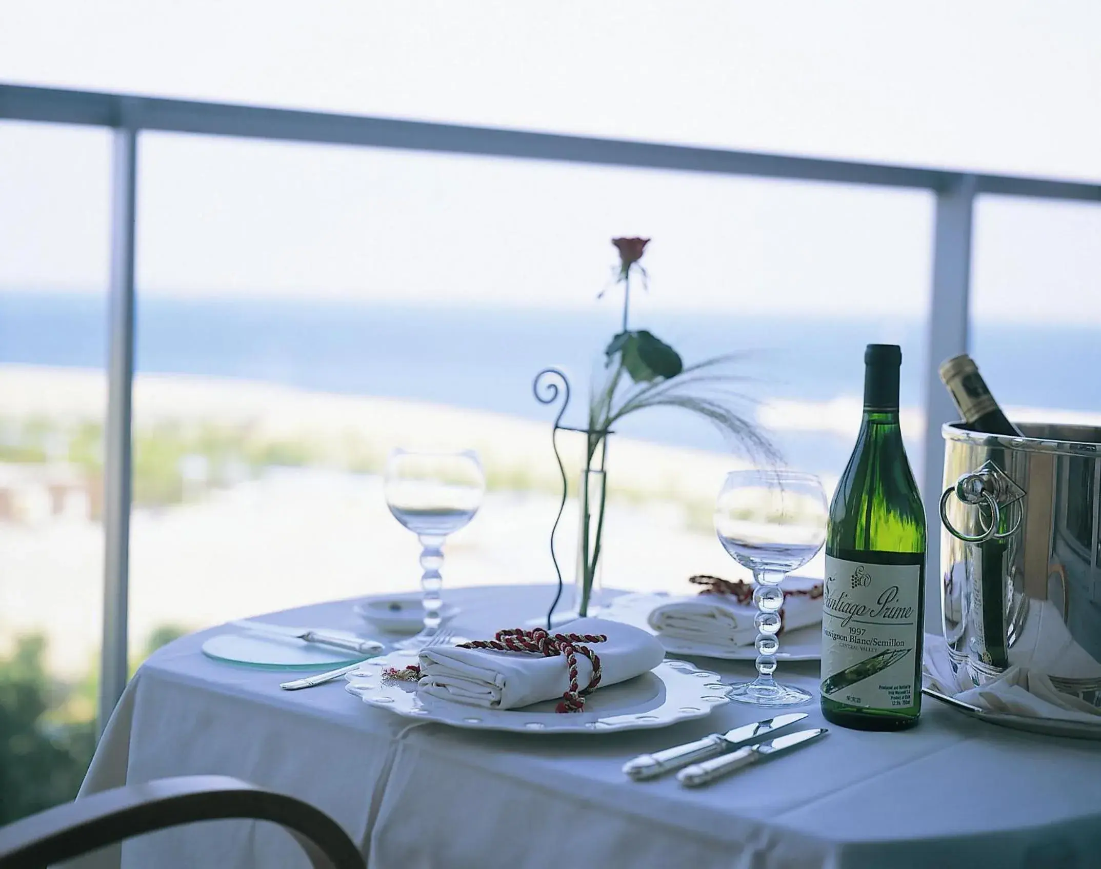 Restaurant/places to eat in GRAND NIKKO AWAJI Restaurant/places to eat in GRAND NIKKO AWAJI