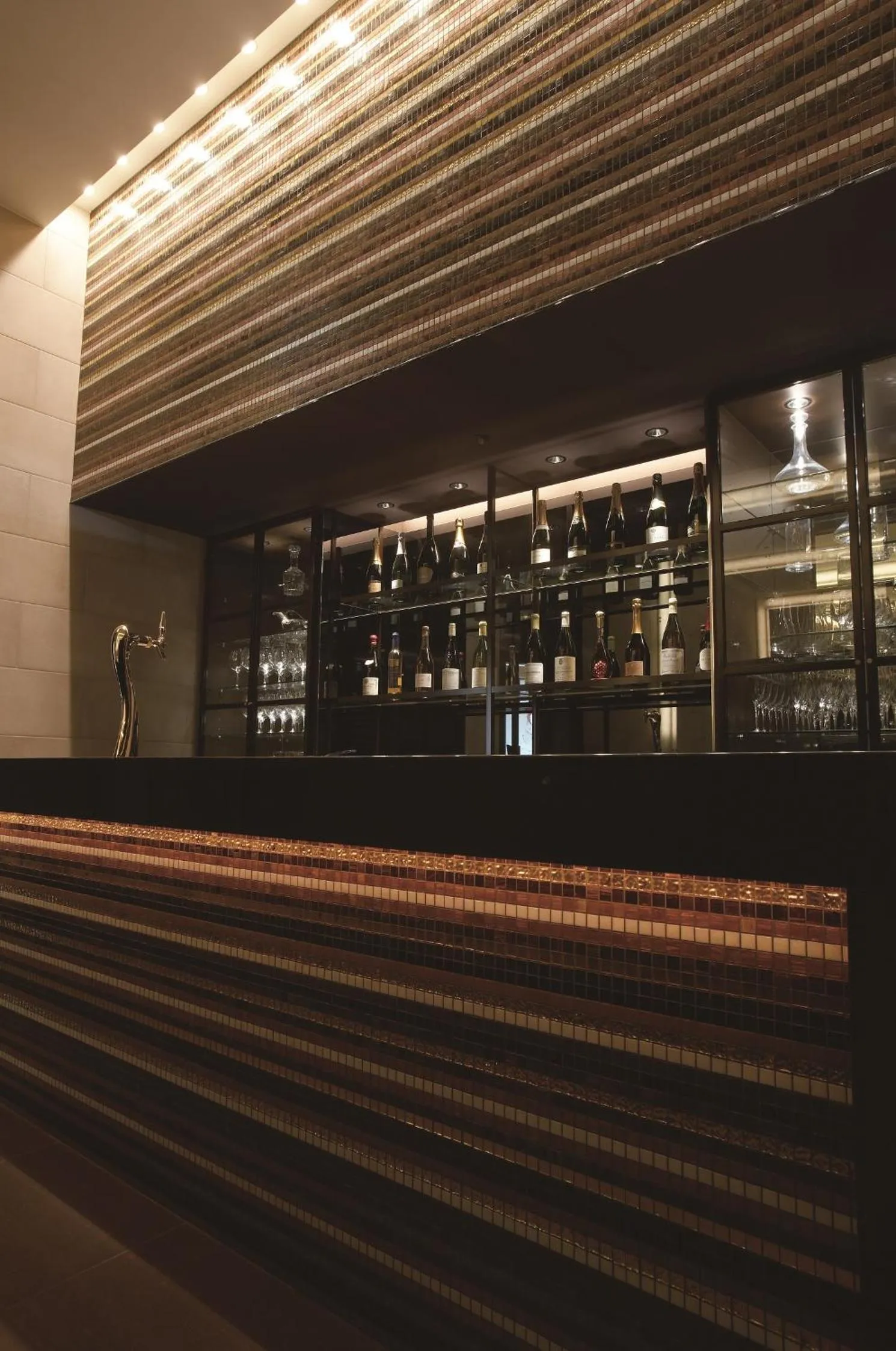 Restaurant/places to eat in GRAND NIKKO AWAJI