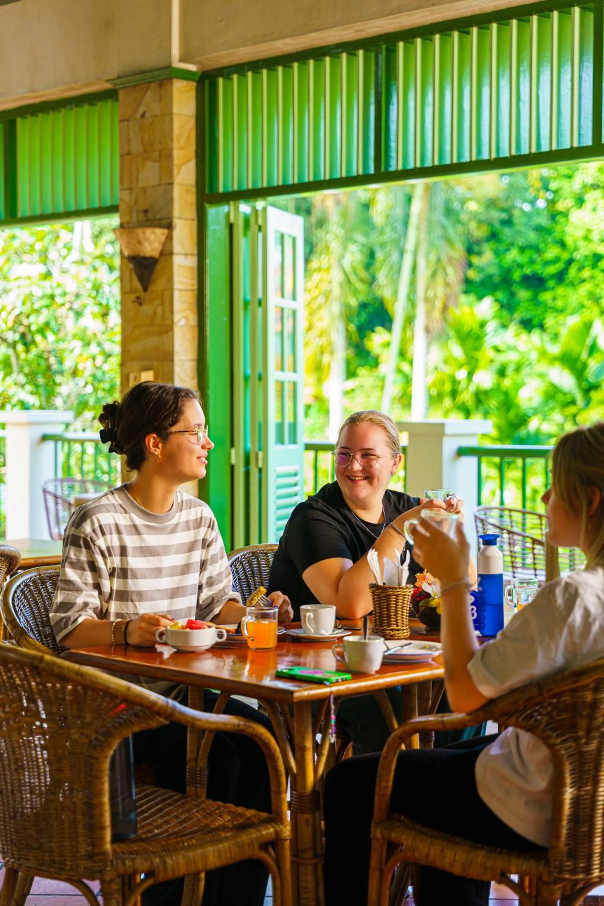 Breakfast in Hotel Deli River and Restaurant Omlandia