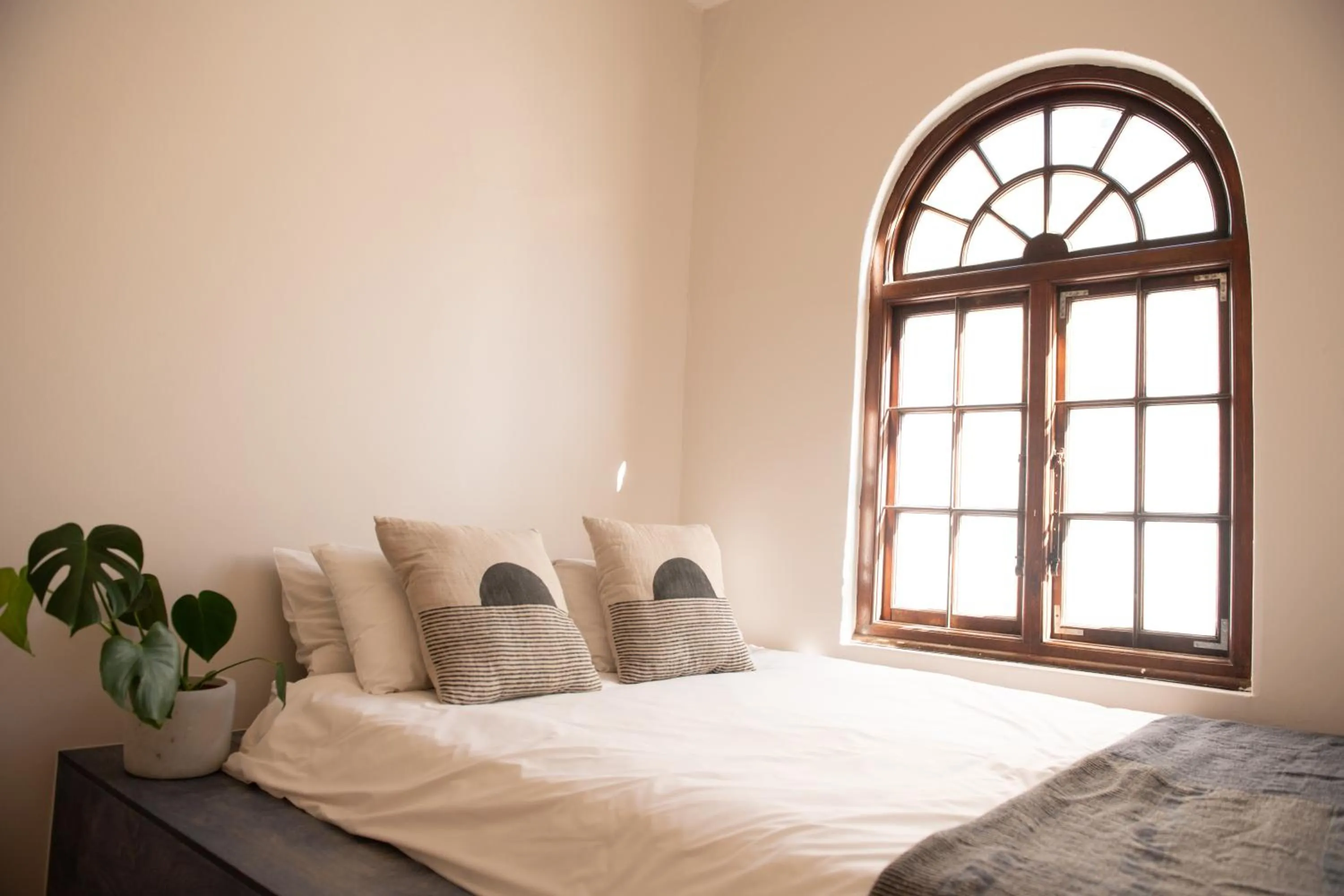 Bed in Villa Viva Cape Town