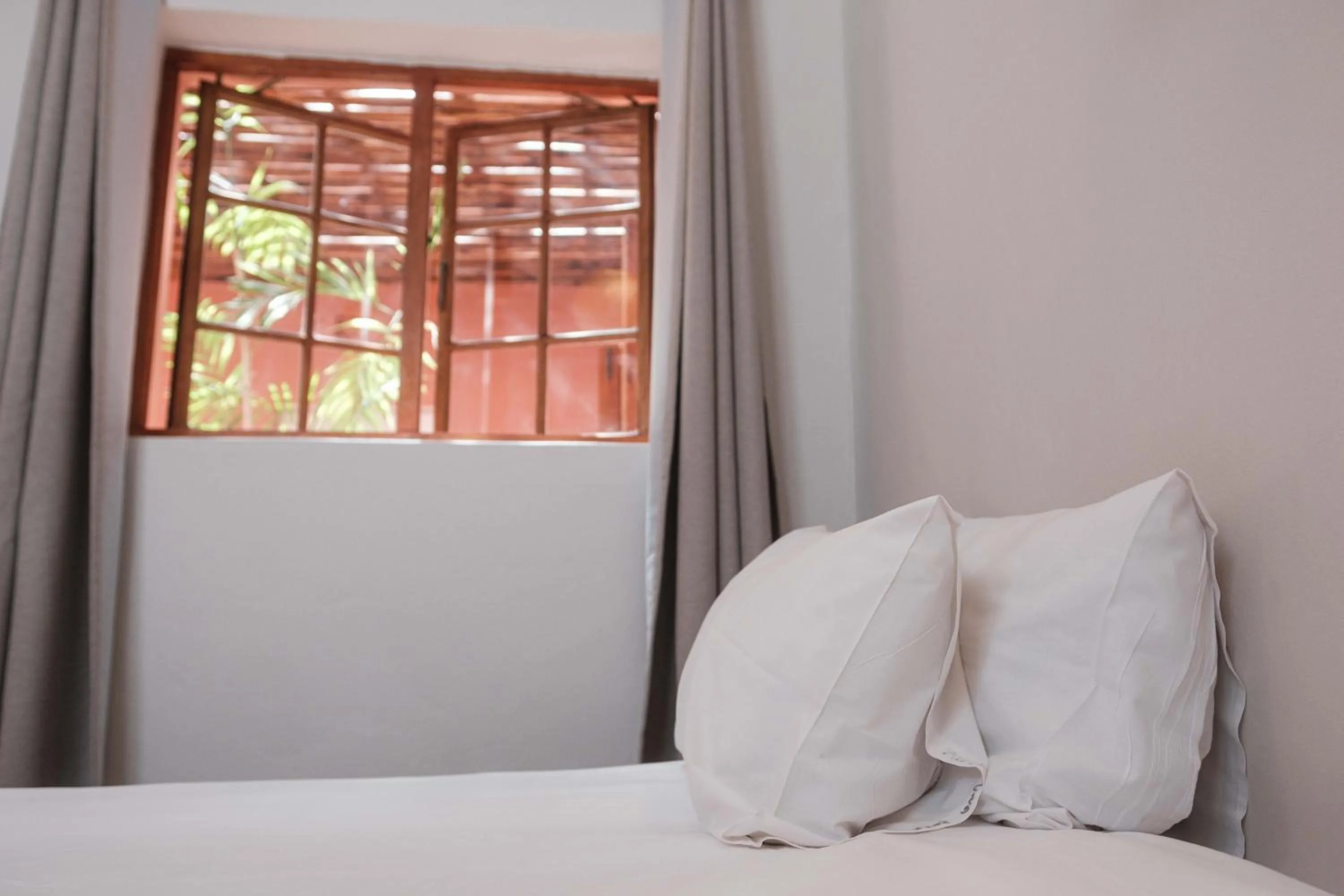 Bed in Villa Viva Cape Town