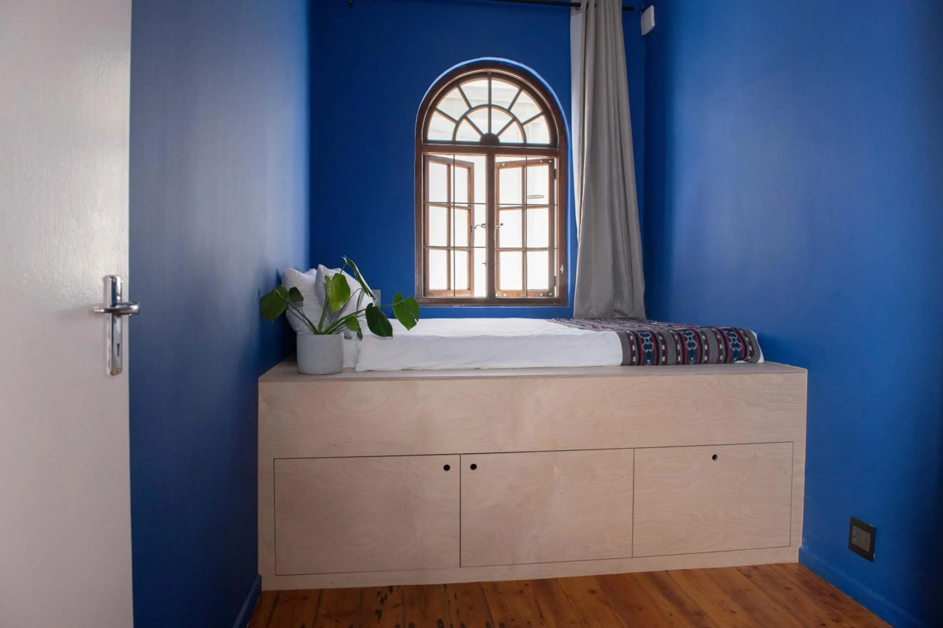 Bed in Villa Viva Cape Town