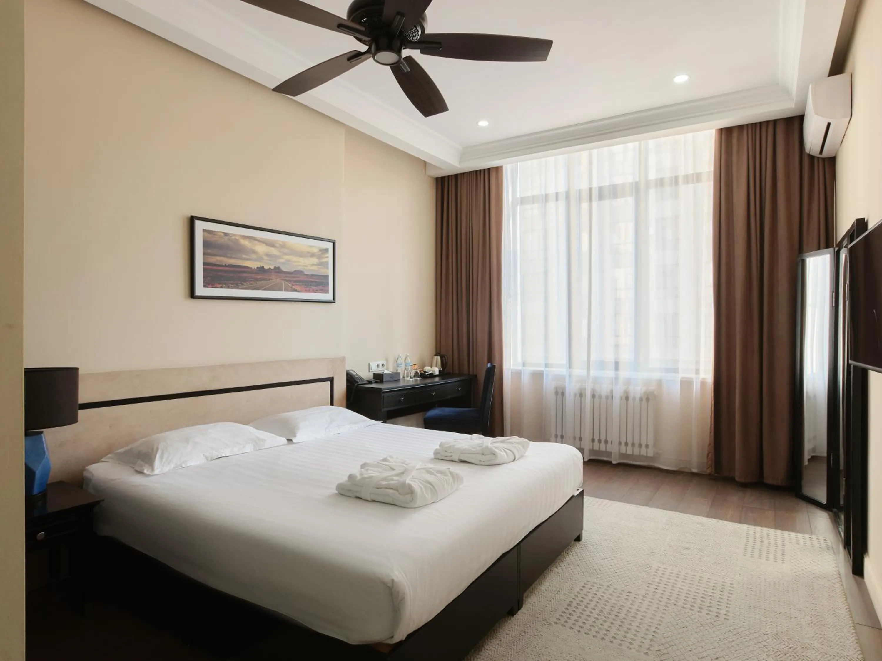 Bed in Madison Ave Hotel Bishkek