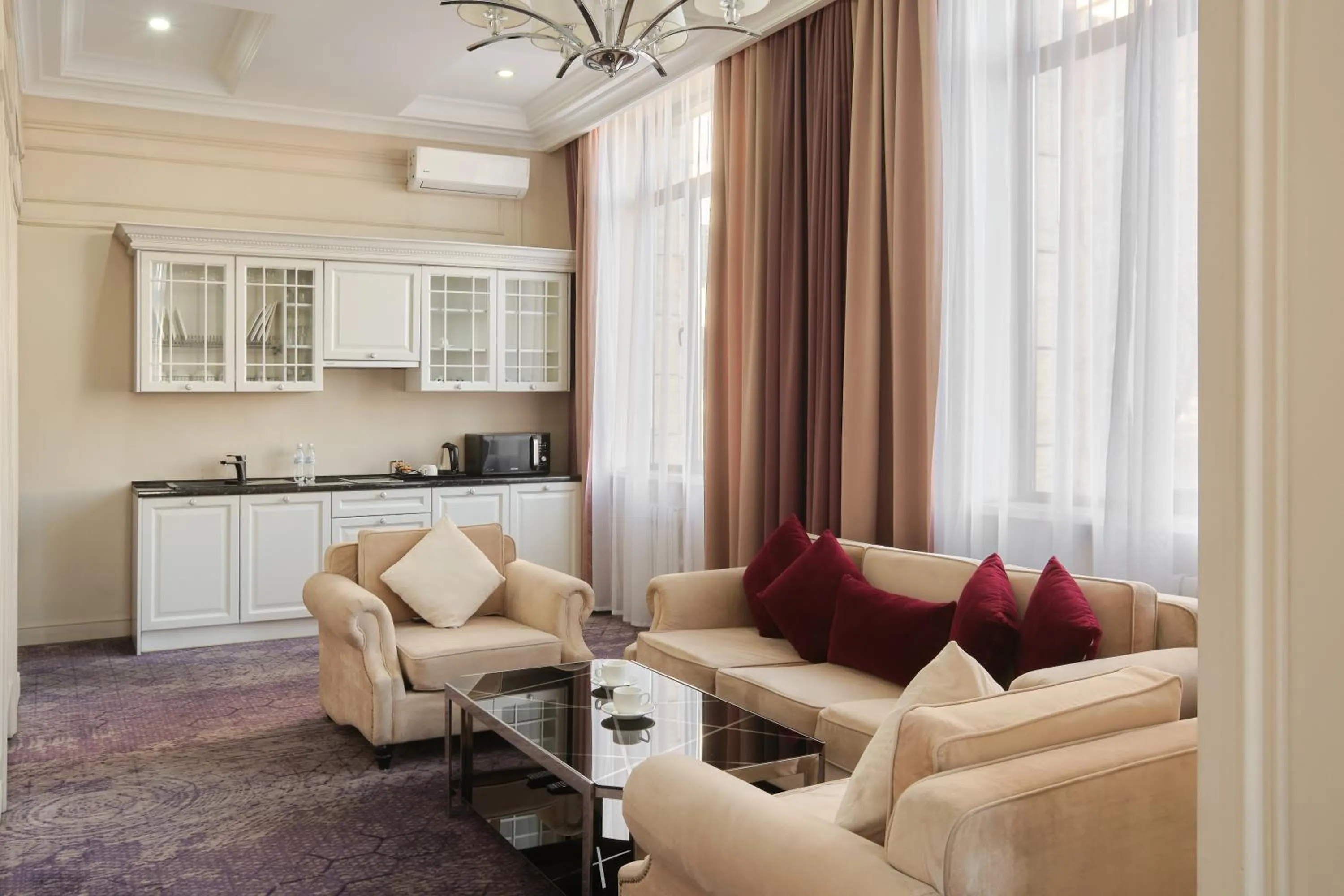 Kitchen or kitchenette in Madison Ave Hotel Bishkek