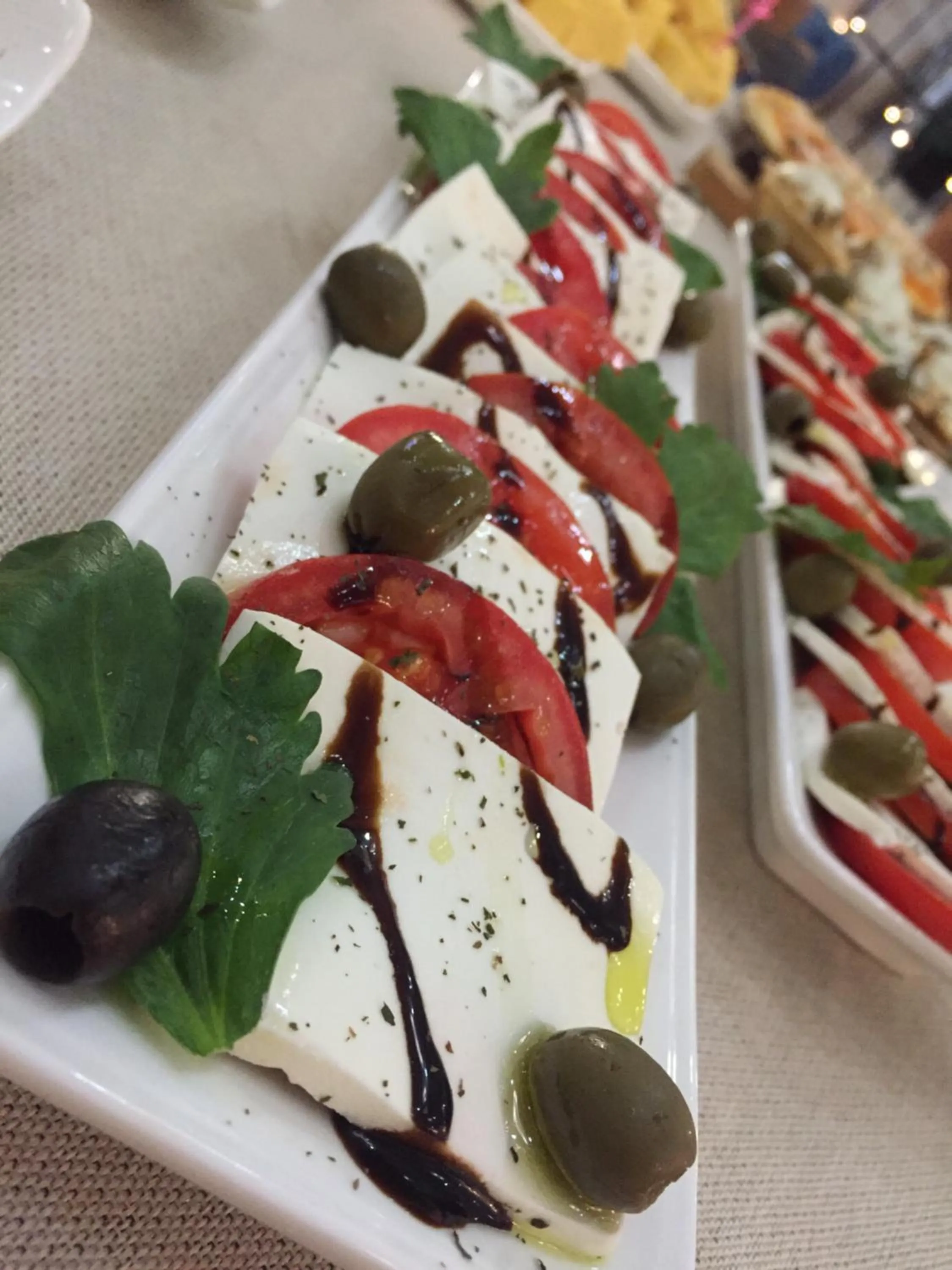 Restaurant/places to eat in Madison Ave Hotel Bishkek