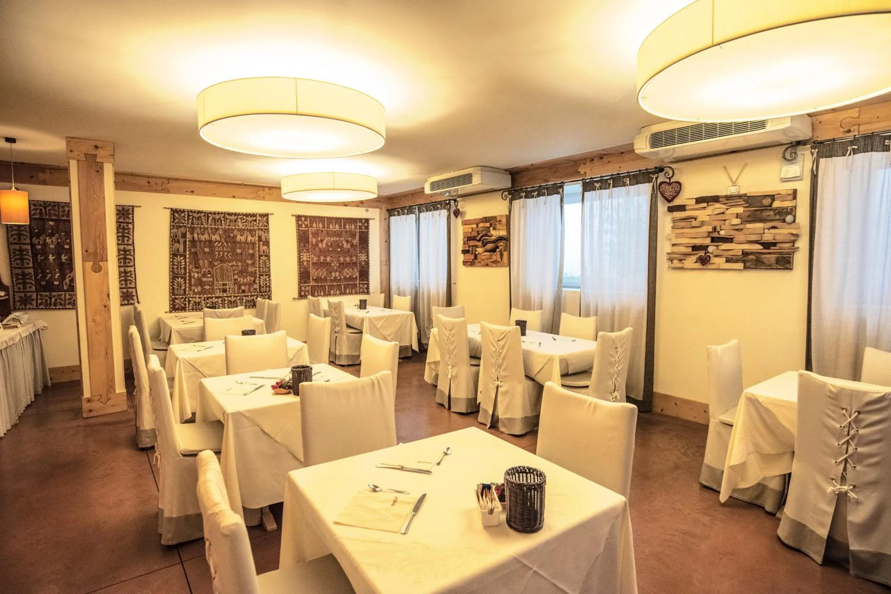 Restaurant/places to eat in Adler ClubResidence