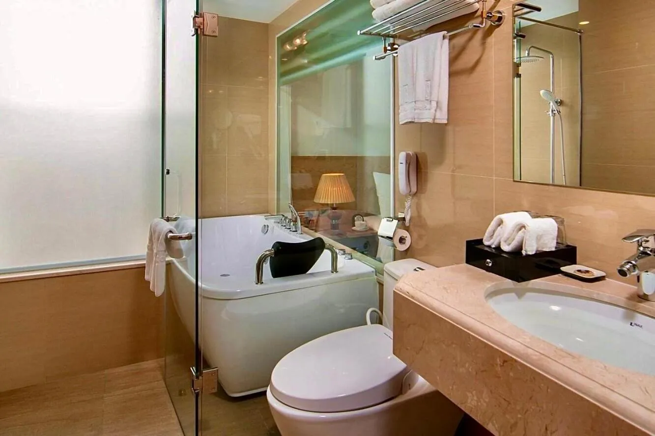 Bathroom in Hanoi Paon Hotel & Spa