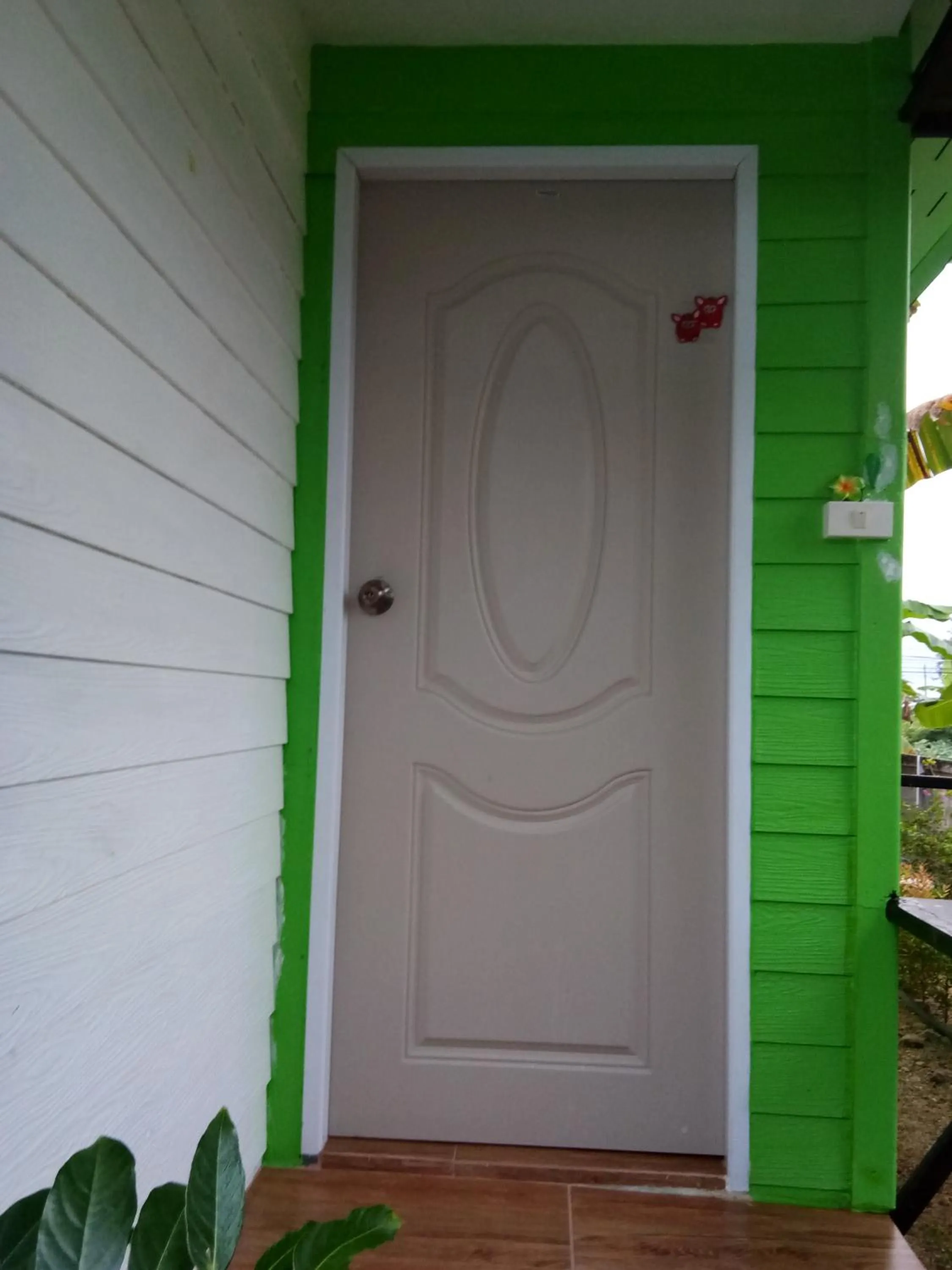 4 seasons mini house