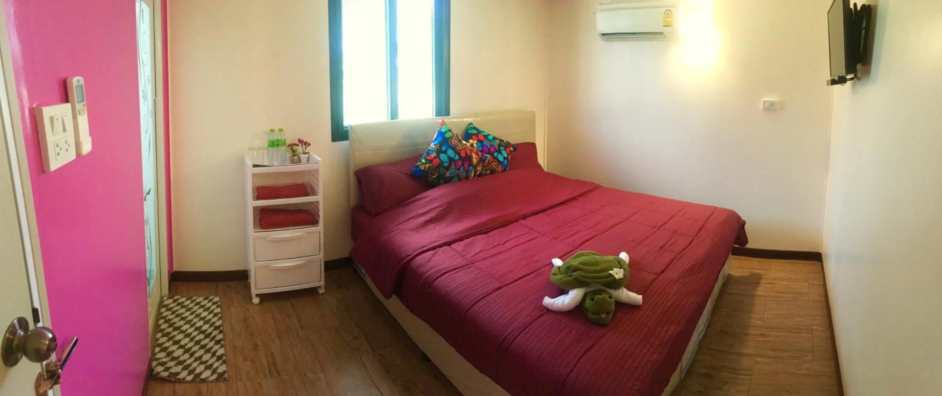 Bed in 4 seasons mini house