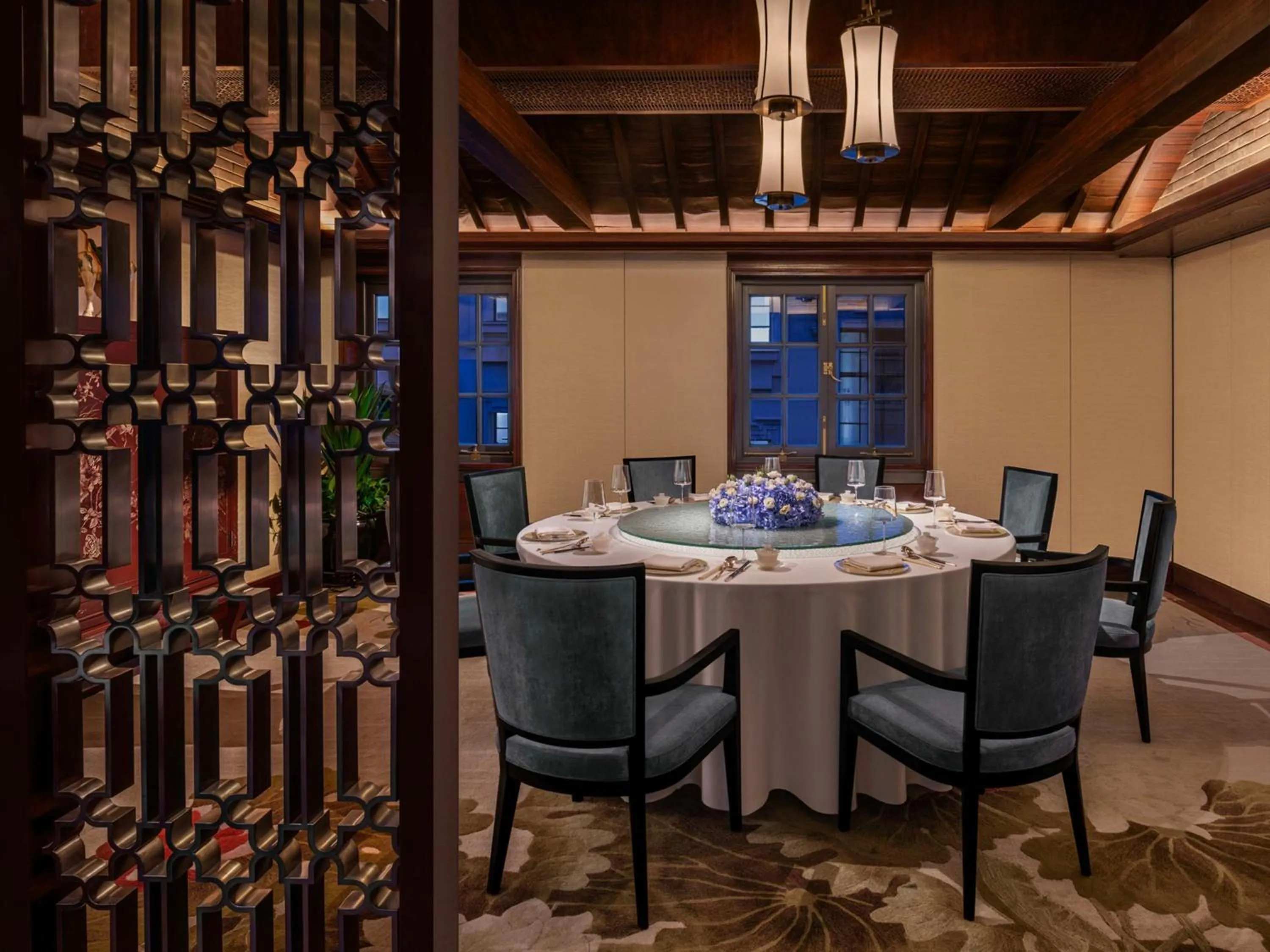 Restaurant/places to eat in Waldorf Astoria Shanghai on the Bund